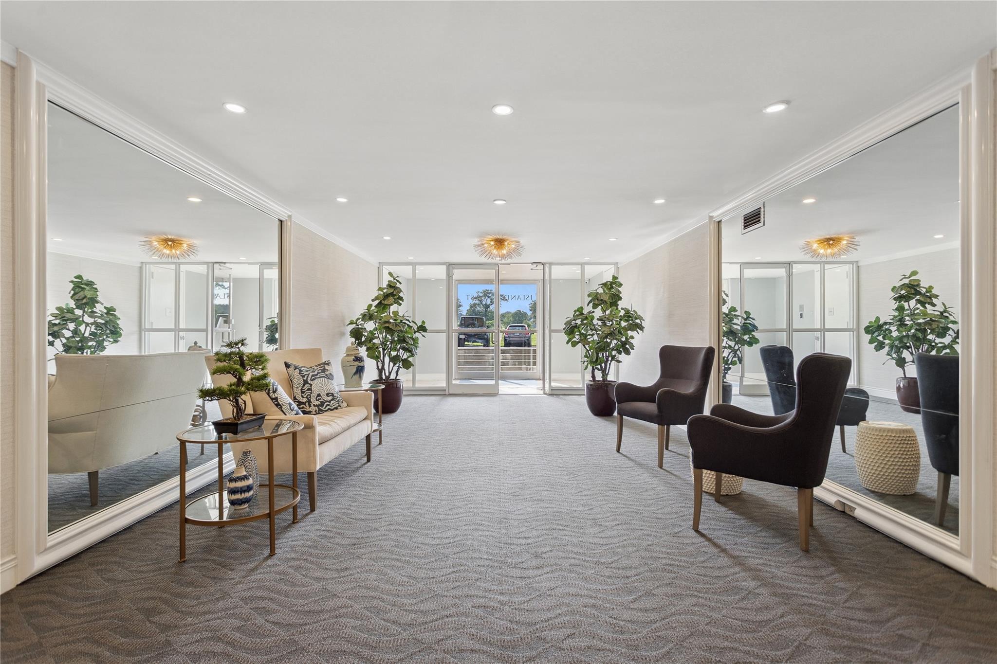 720 Milton Road Unit: #3D West