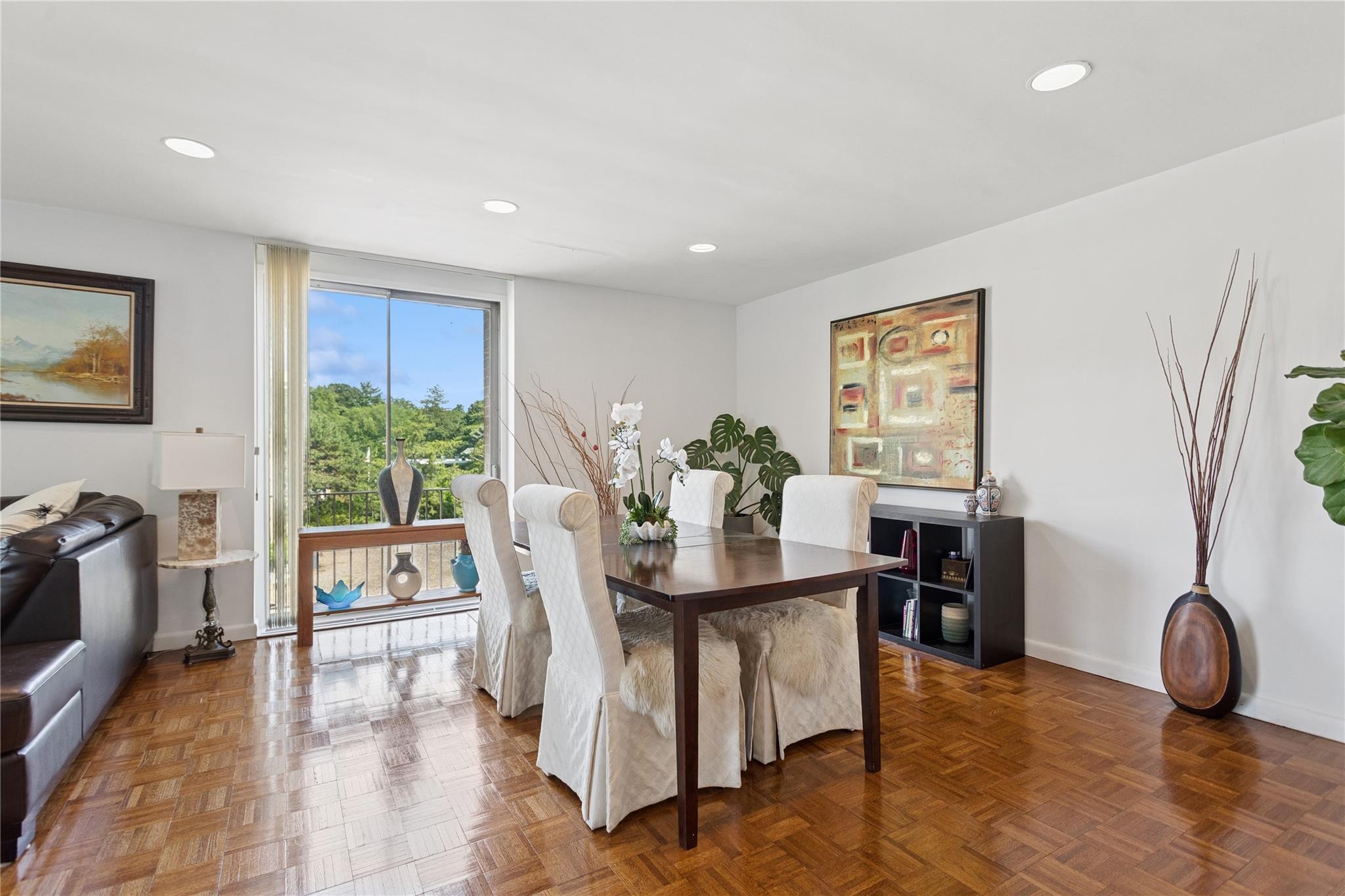 720 Milton Road Unit: #3D West