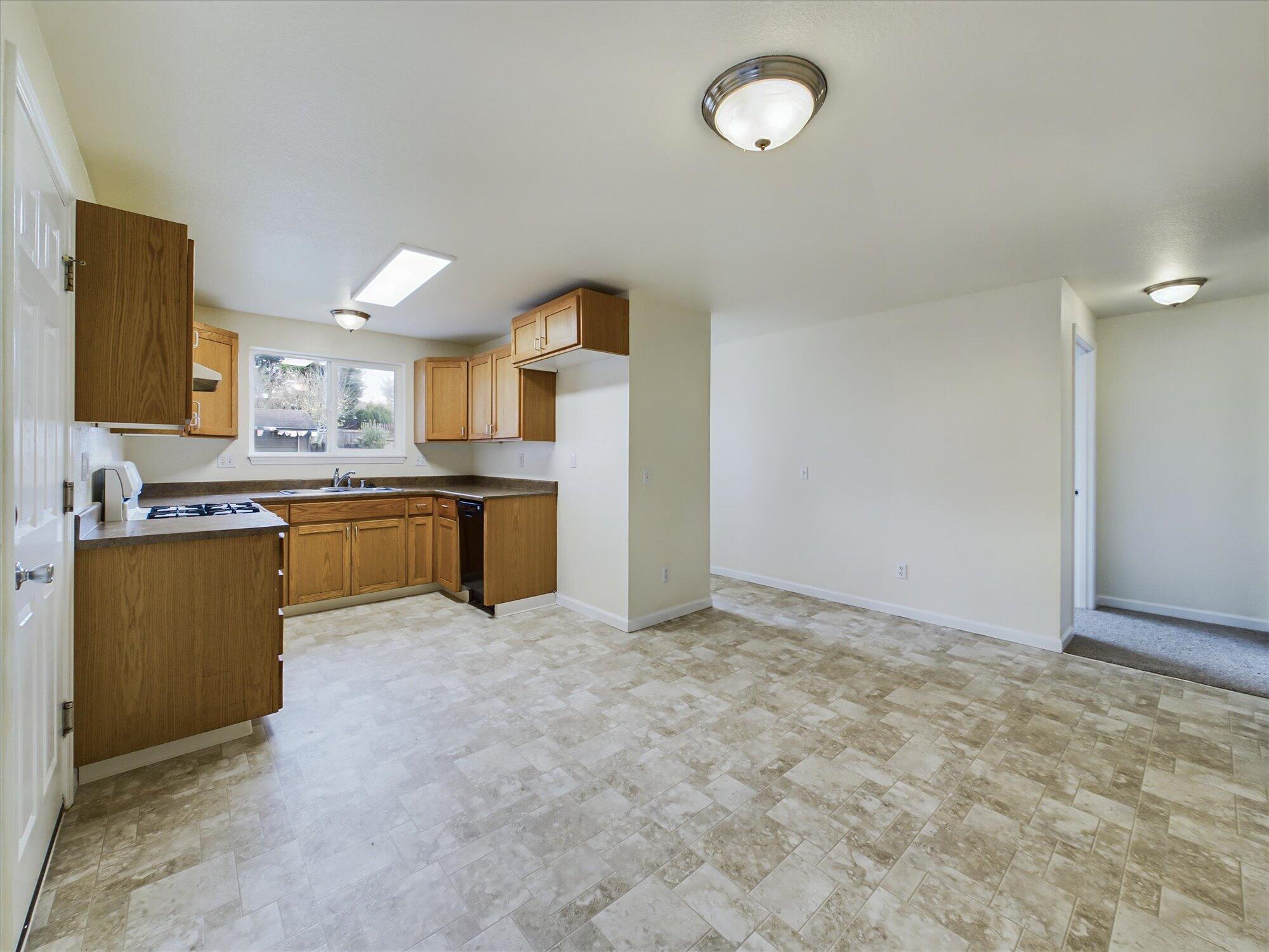 1964 Cypress Court, McKinleyville