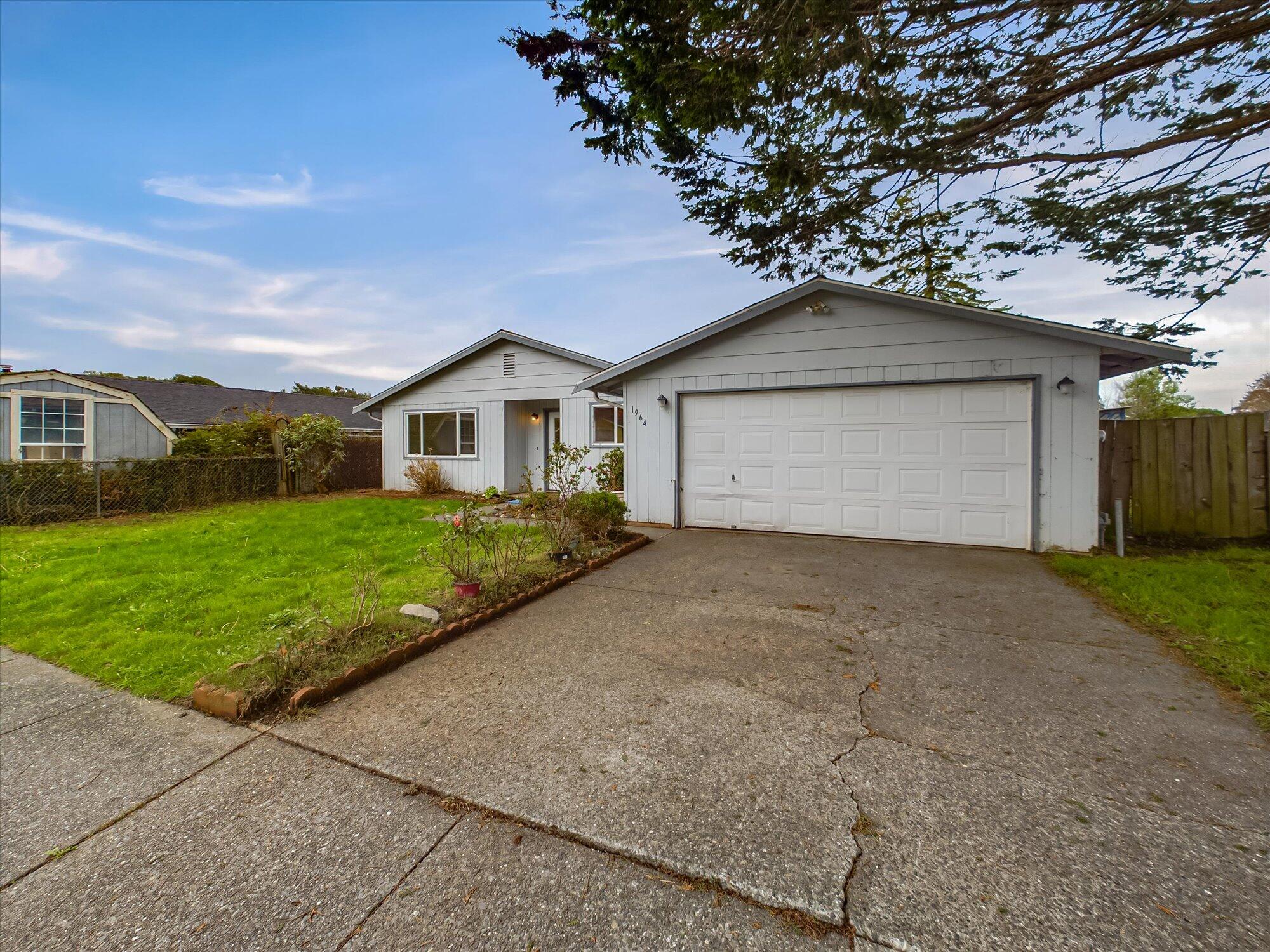 1964 Cypress Court, McKinleyville