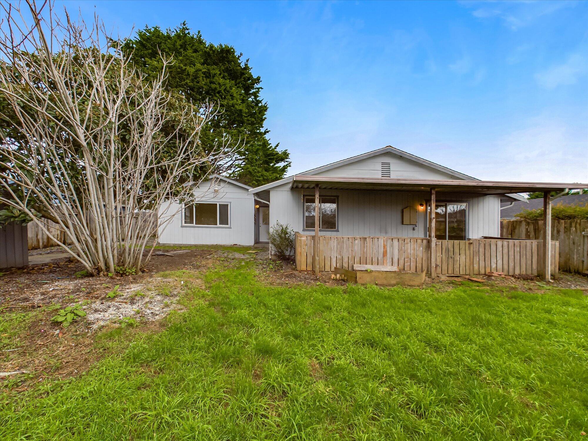 1964 Cypress Court, McKinleyville