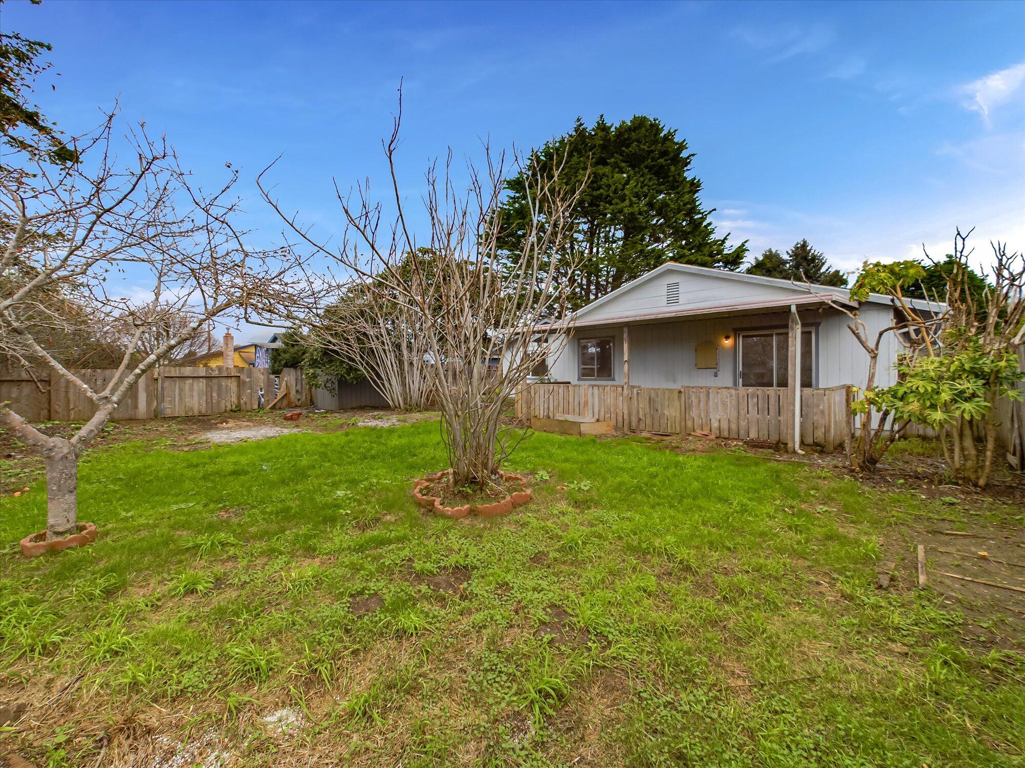 1964 Cypress Court, McKinleyville