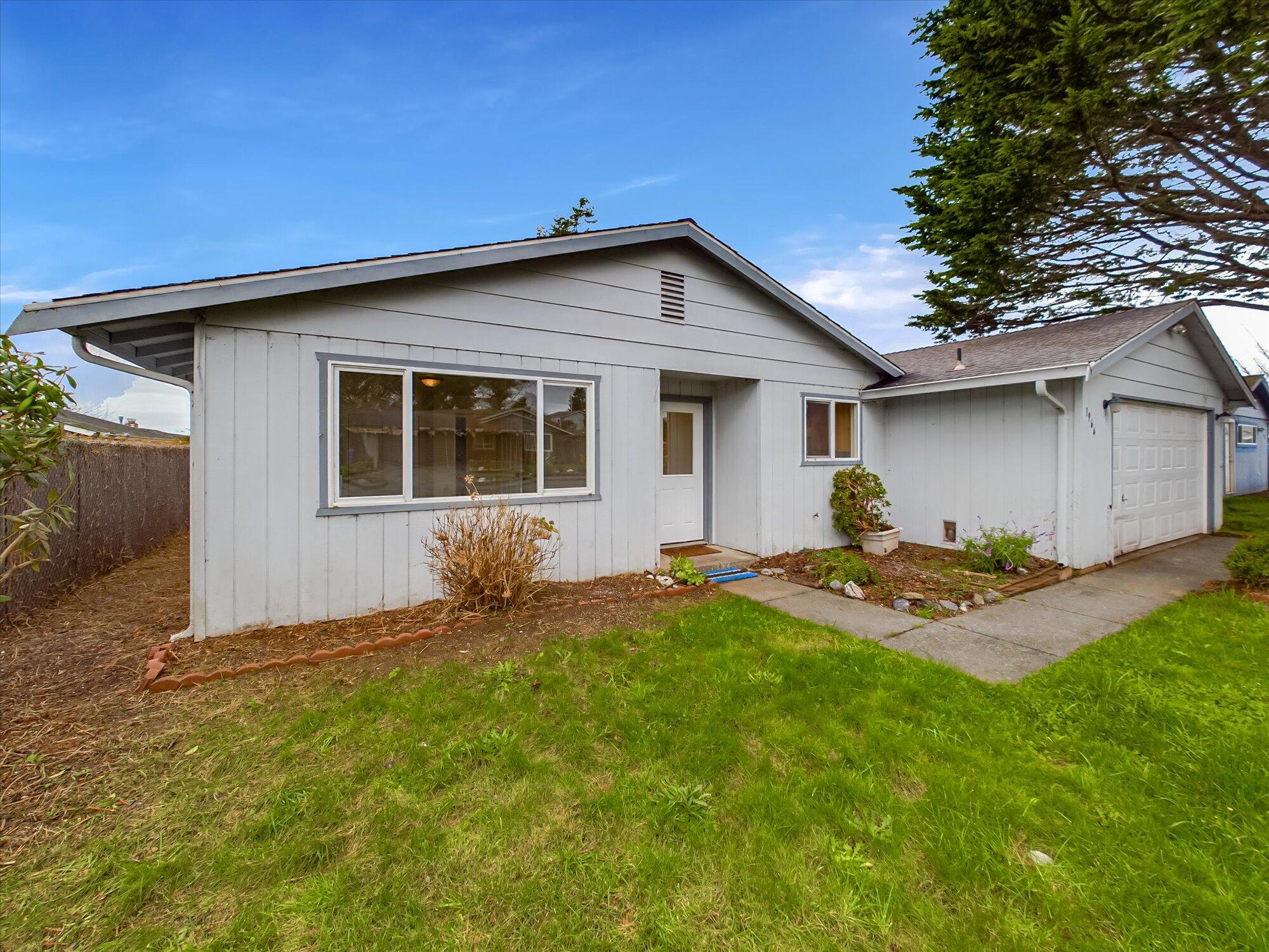 1964 Cypress Court, McKinleyville