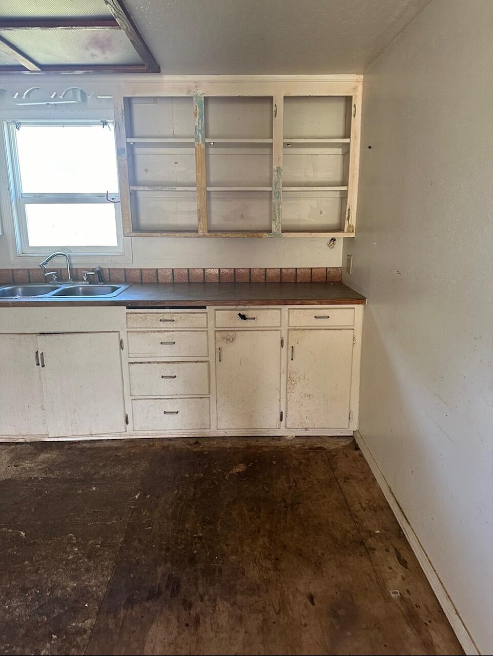 223 Del Monte Street