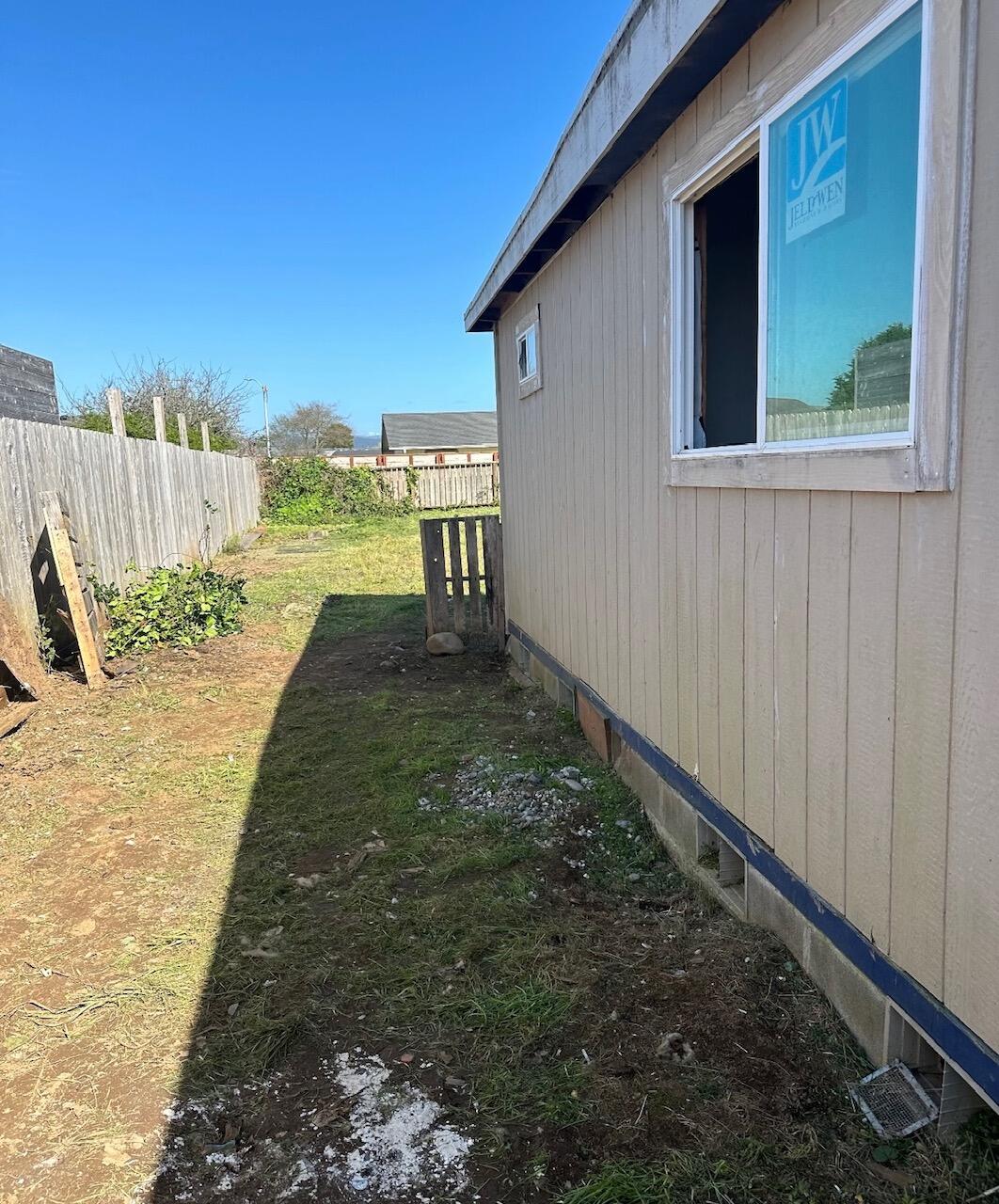 223 Del Monte Street