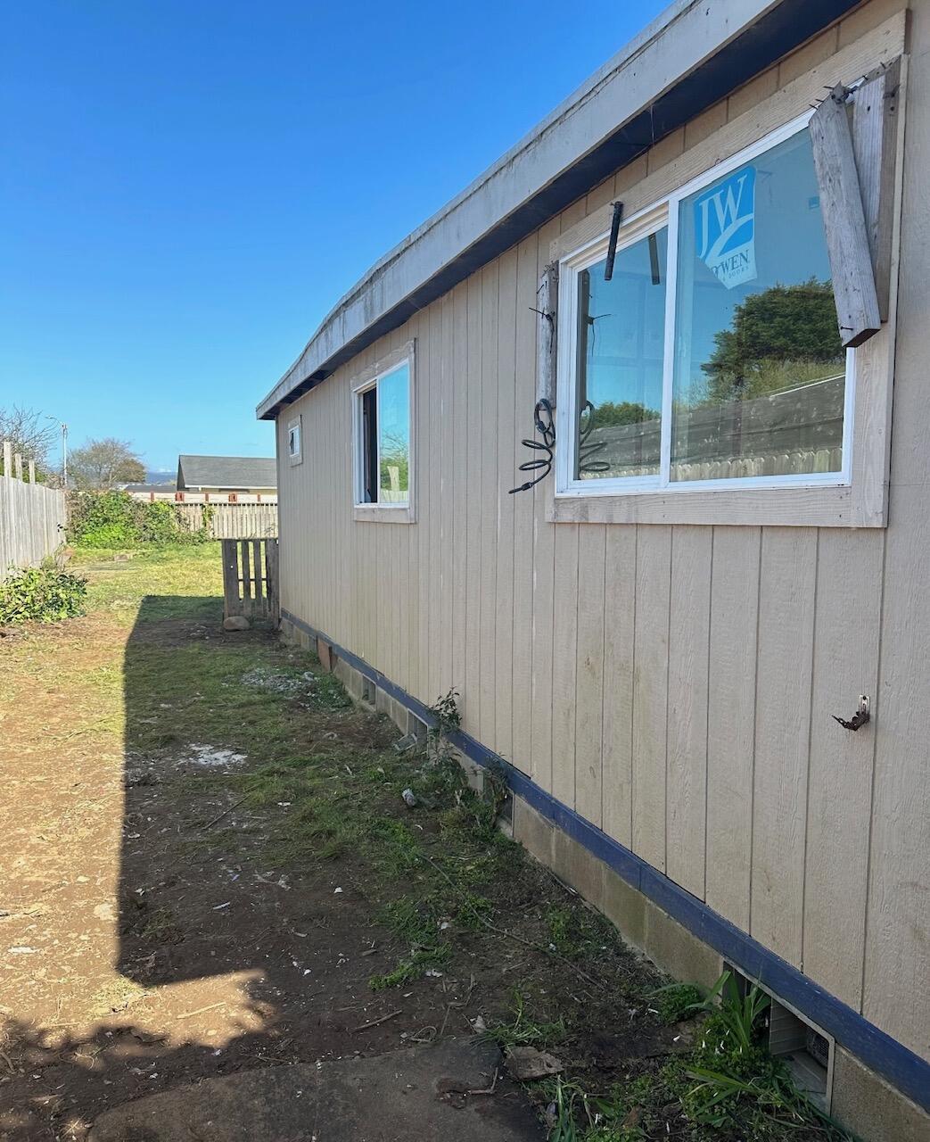 223 Del Monte Street