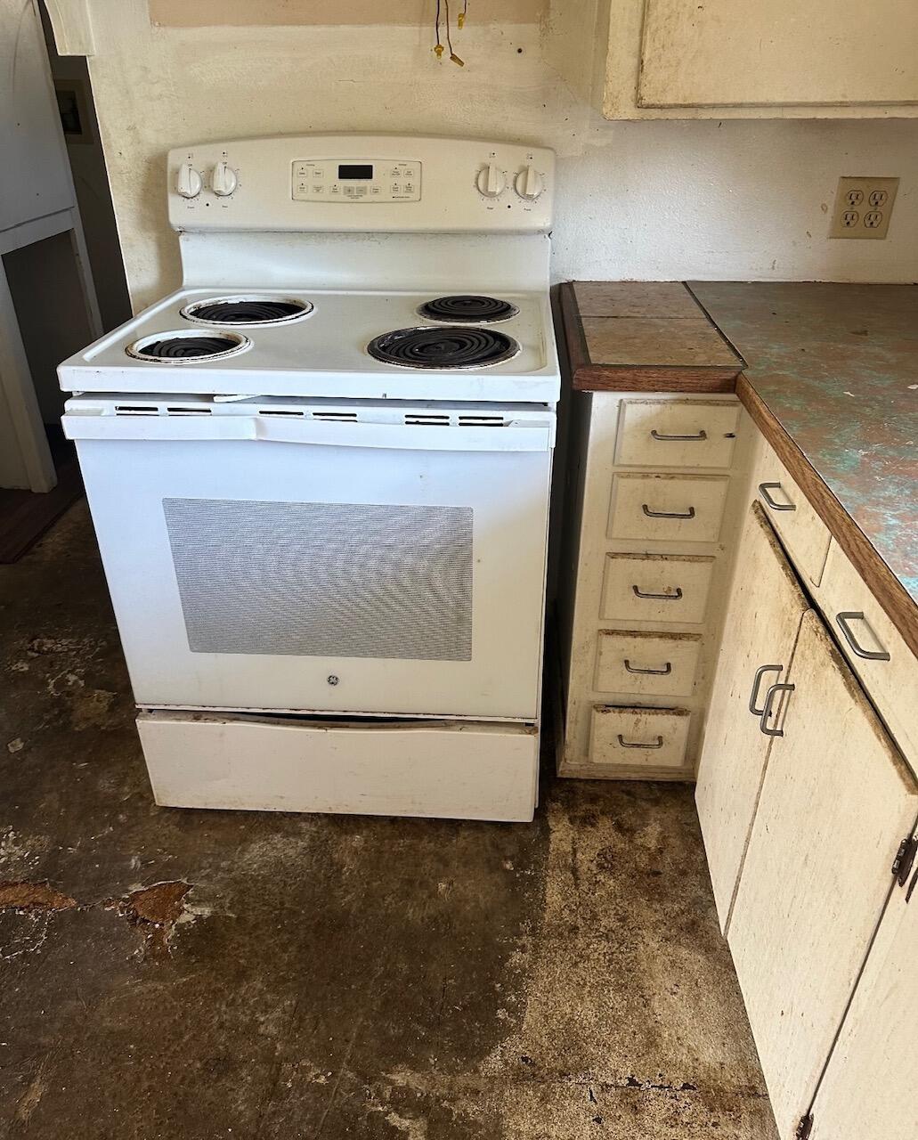 223 Del Monte Street