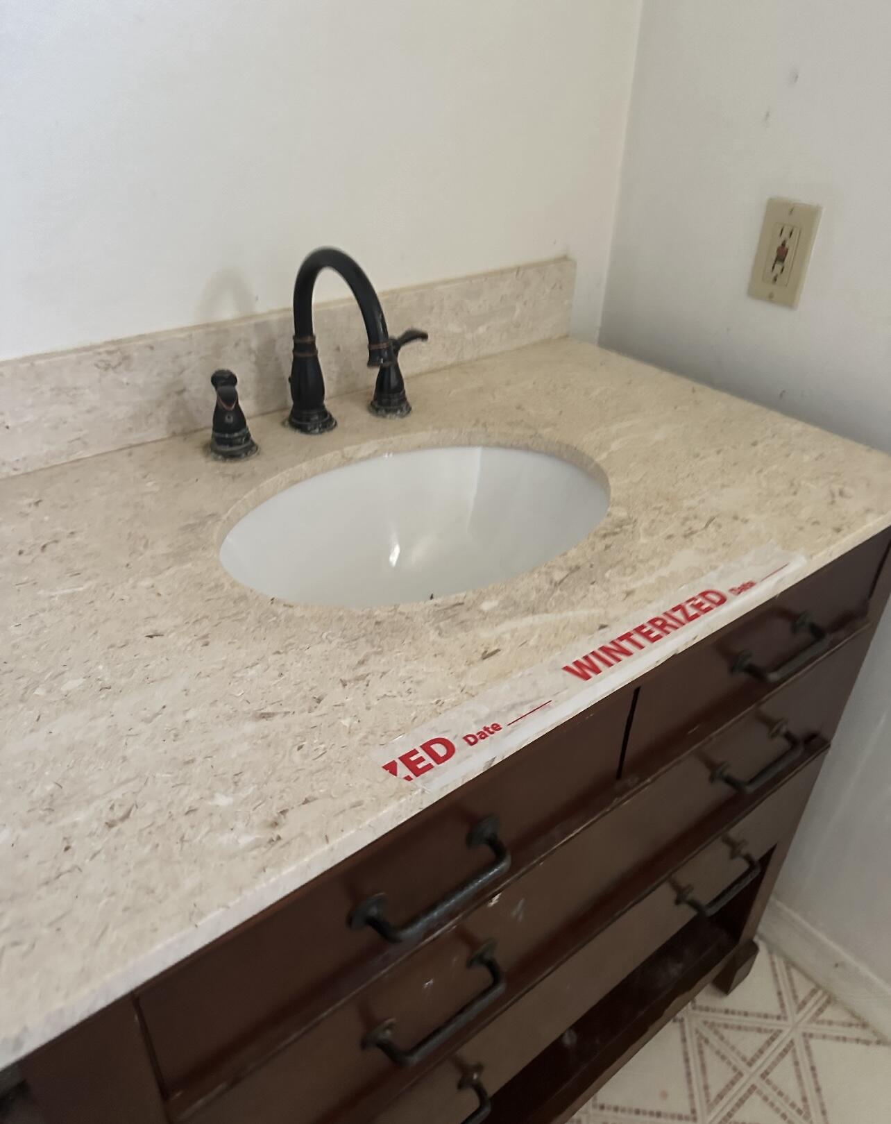 223 Del Monte Street