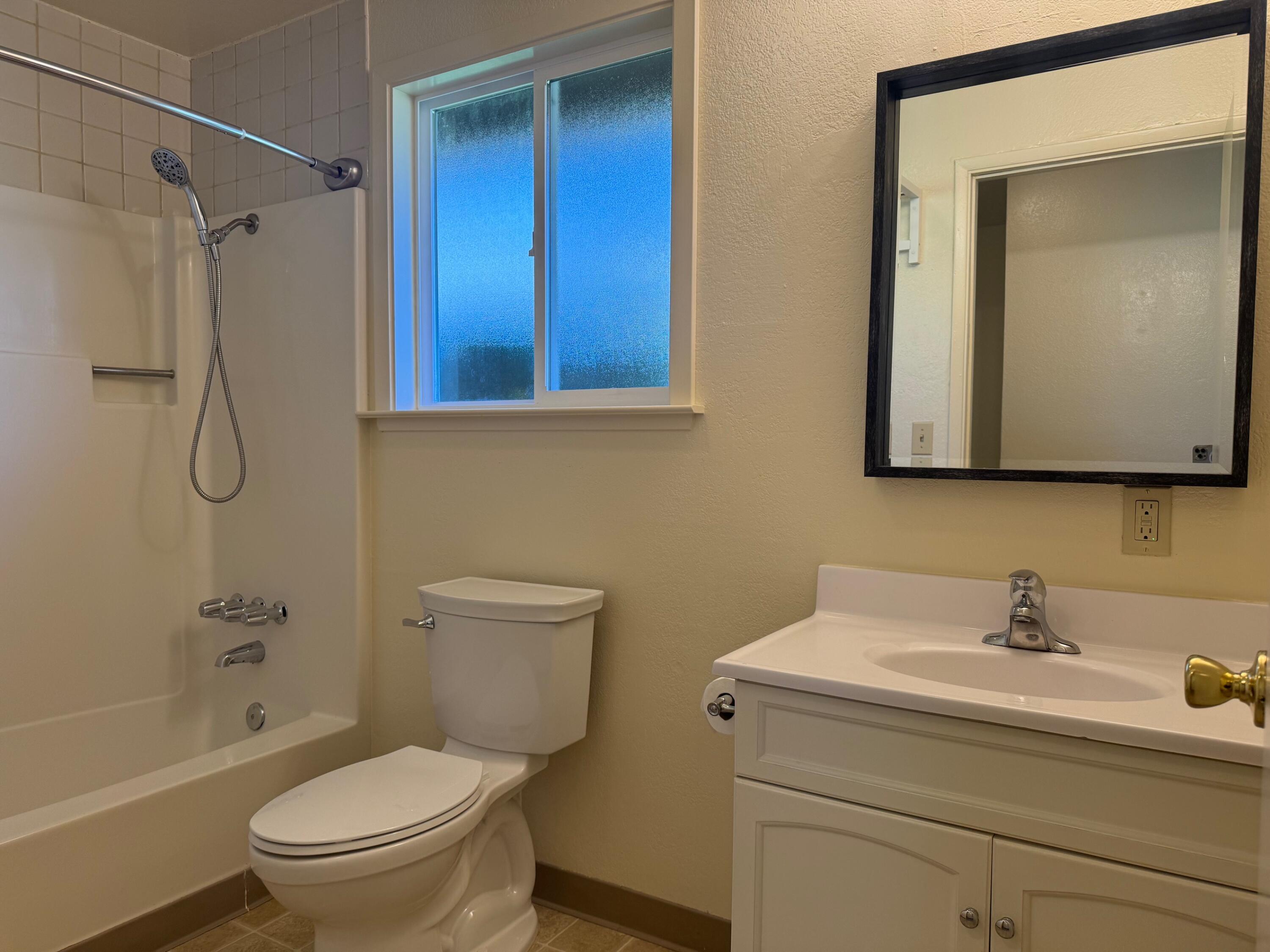 2440 Thiel Avenue, 000, McKinleyville Unit: 000
