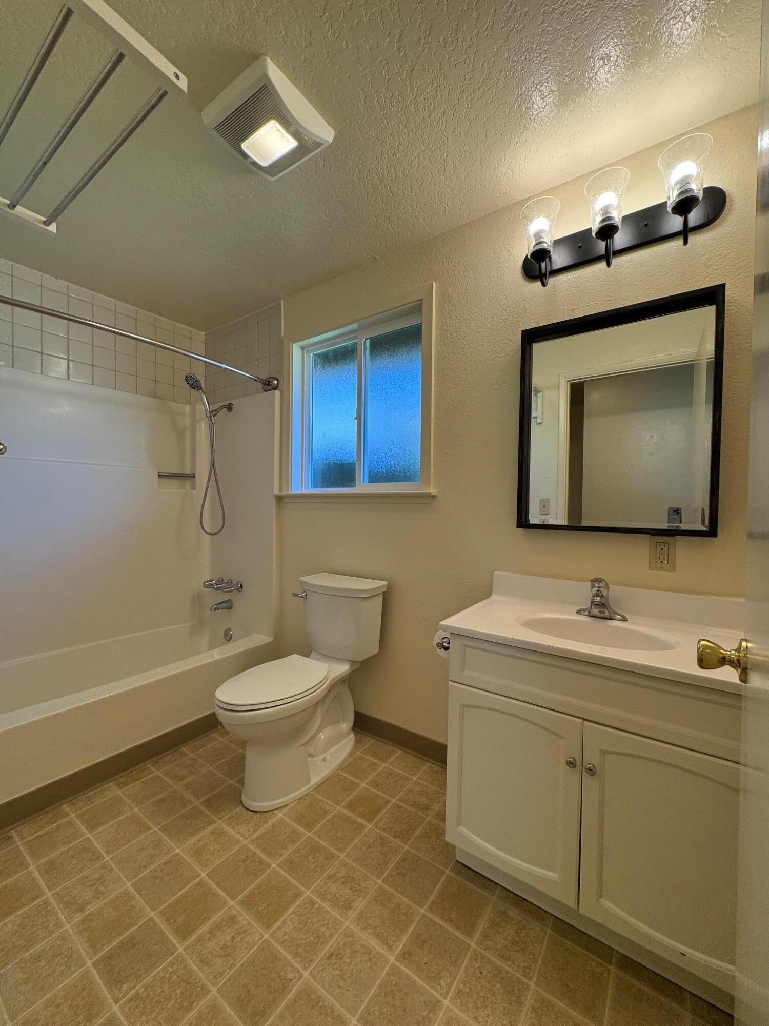 2440 Thiel Avenue, 000, McKinleyville Unit: 000
