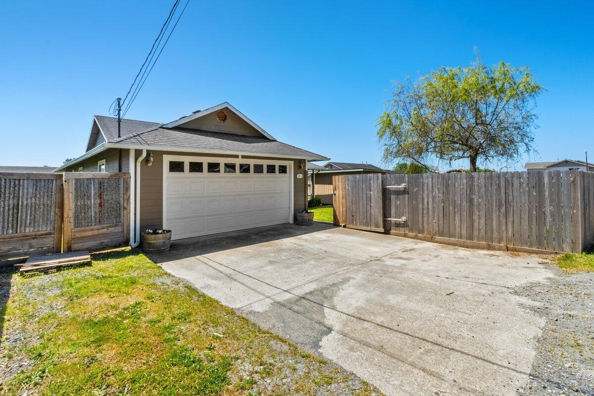 1412 Underwood Road, McKinleyville