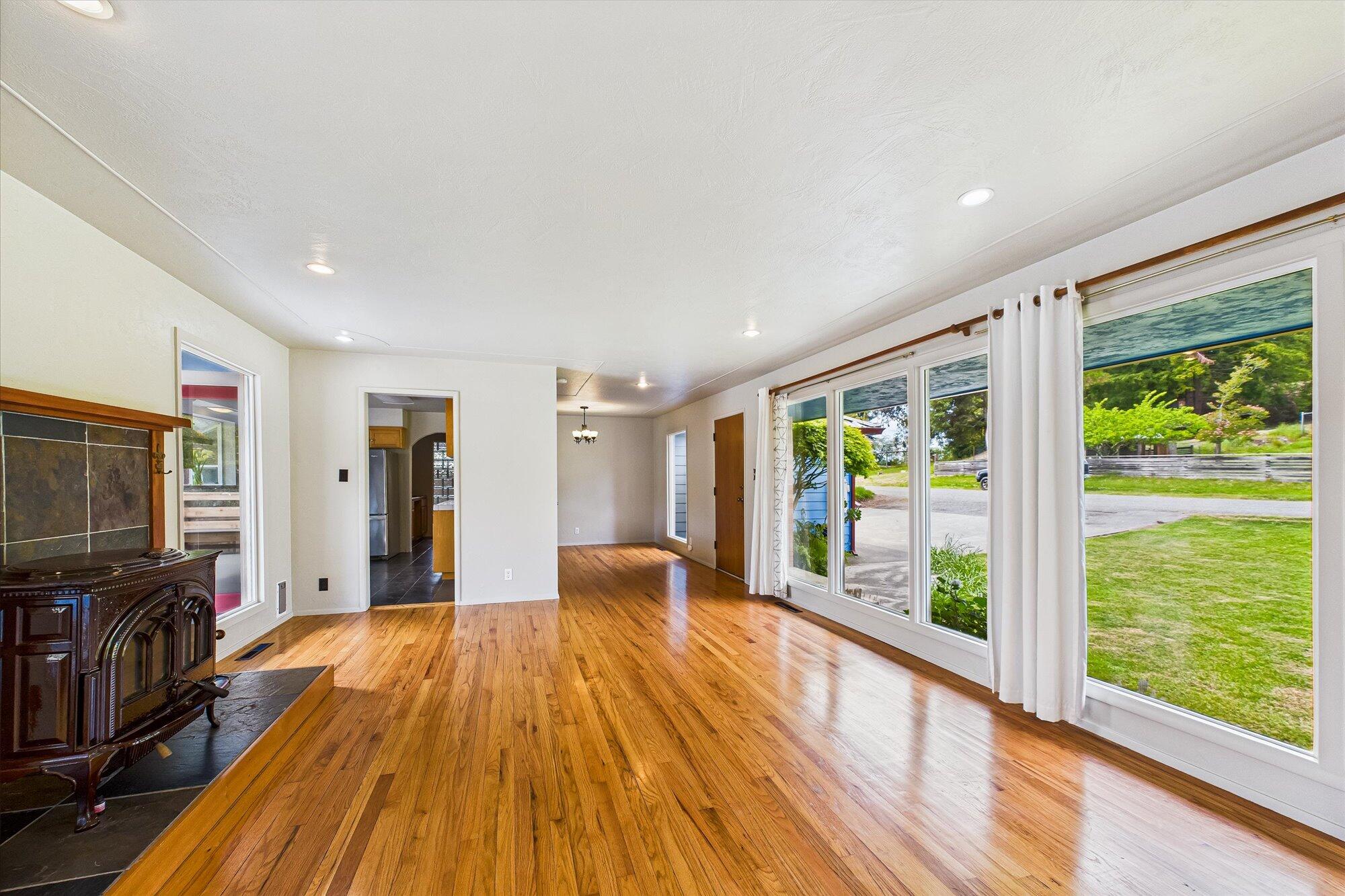 1854 Golf Course Road