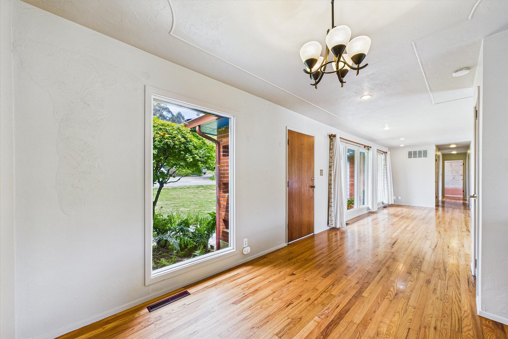 1854 Golf Course Road