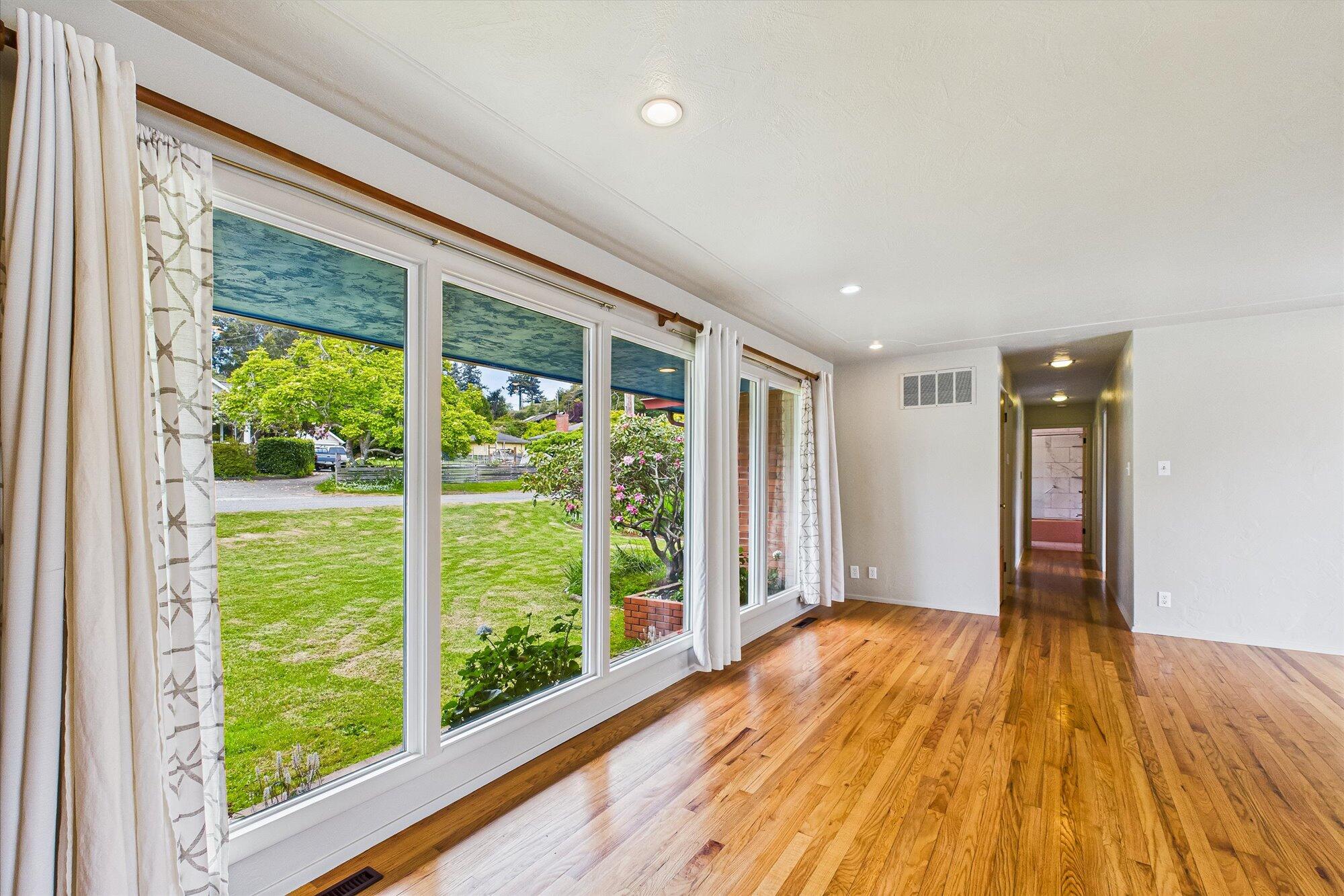 1854 Golf Course Road