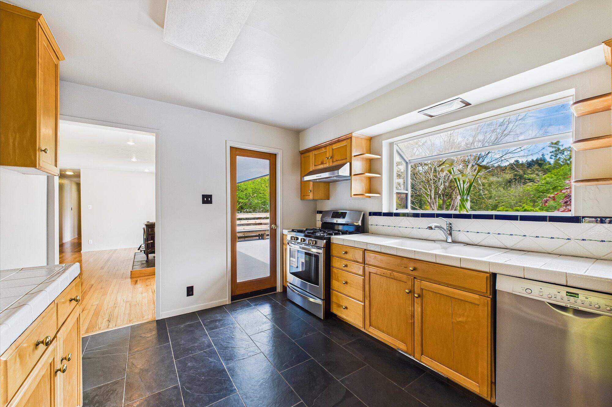 1854 Golf Course Road