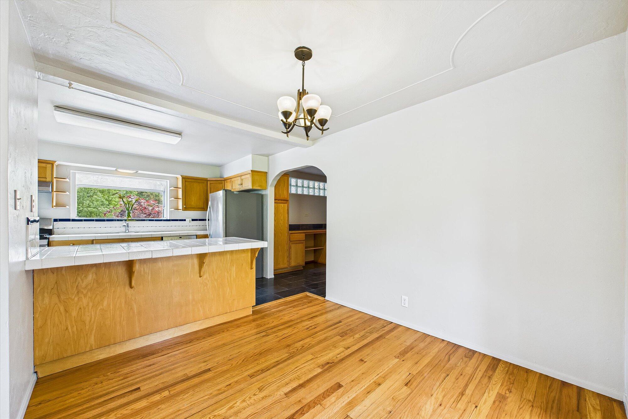 1854 Golf Course Road