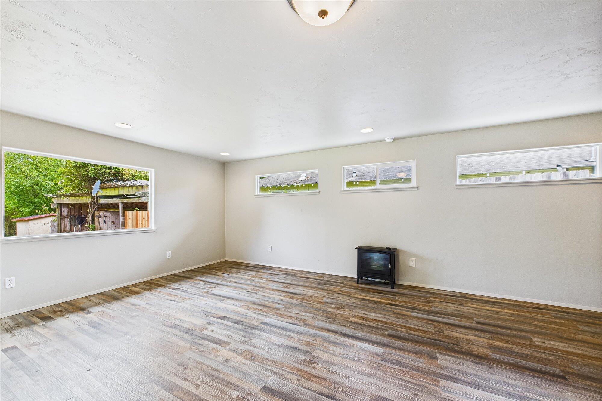 1854 Golf Course Road