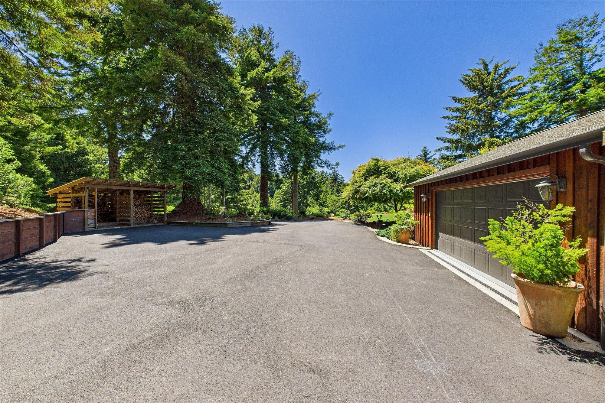 599 Tanglewood Drive