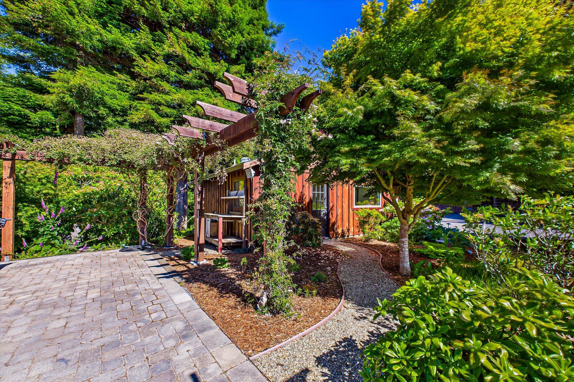 599 Tanglewood Drive