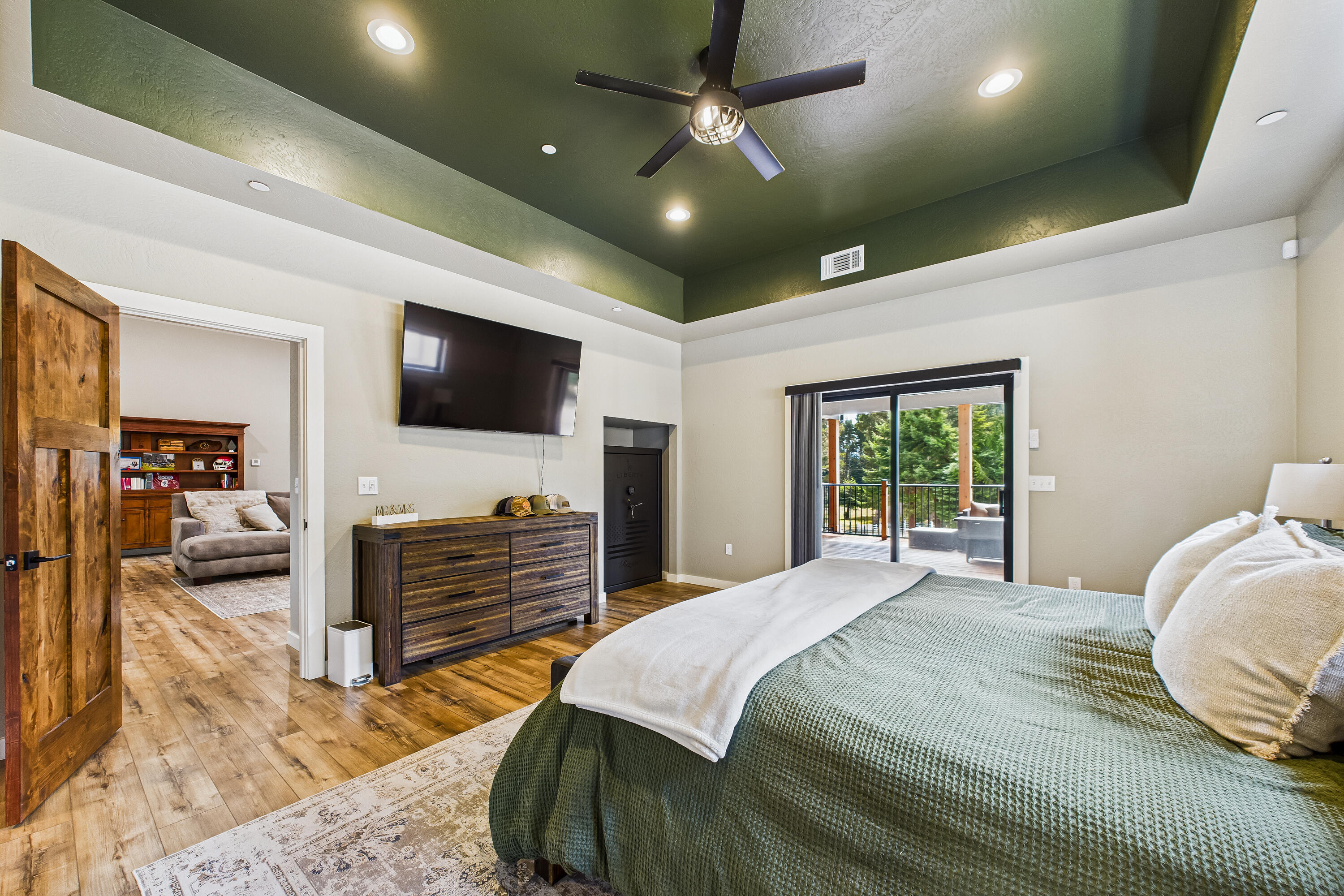 3092 Willis Lane