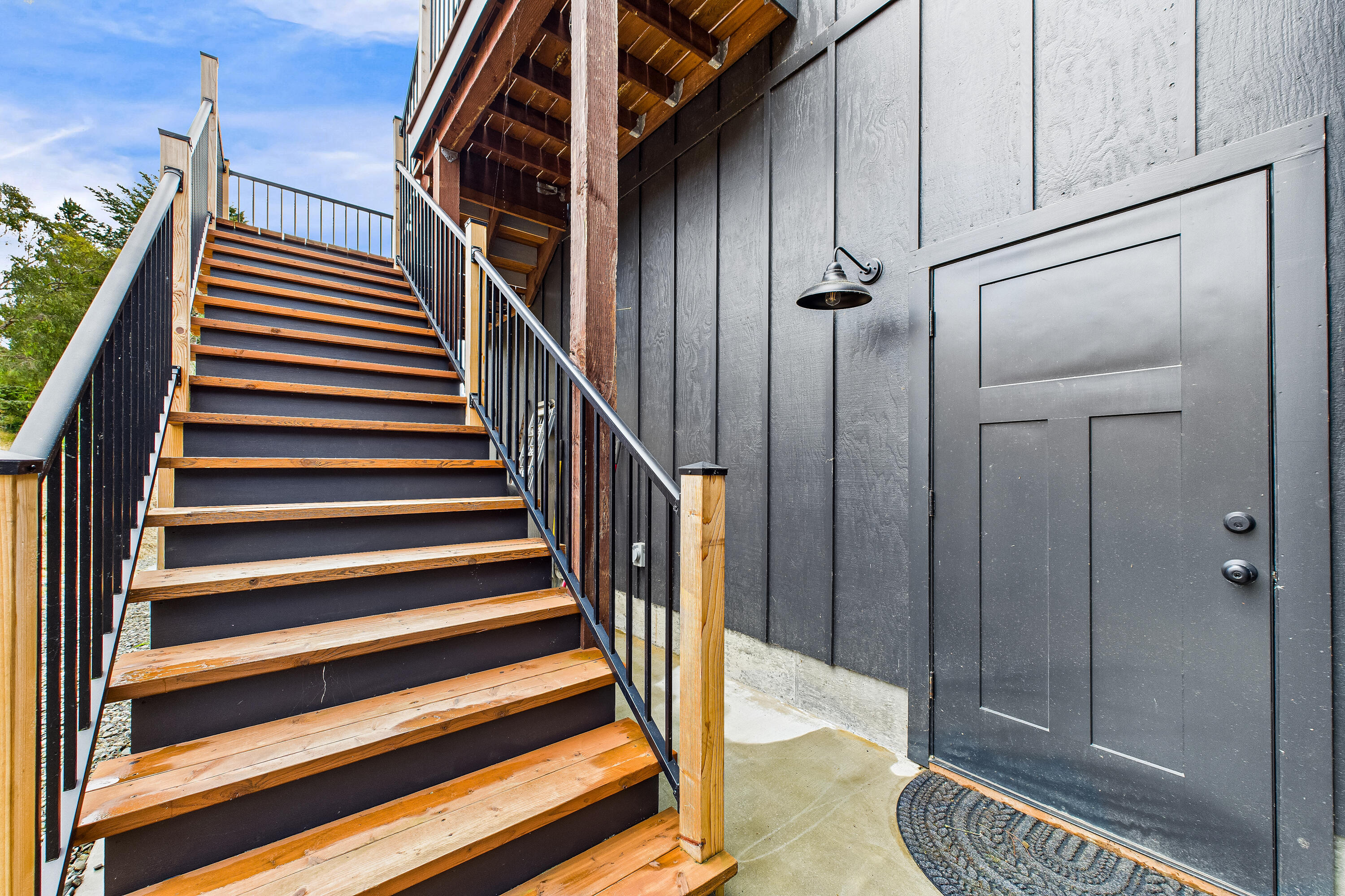 3092 Willis Lane