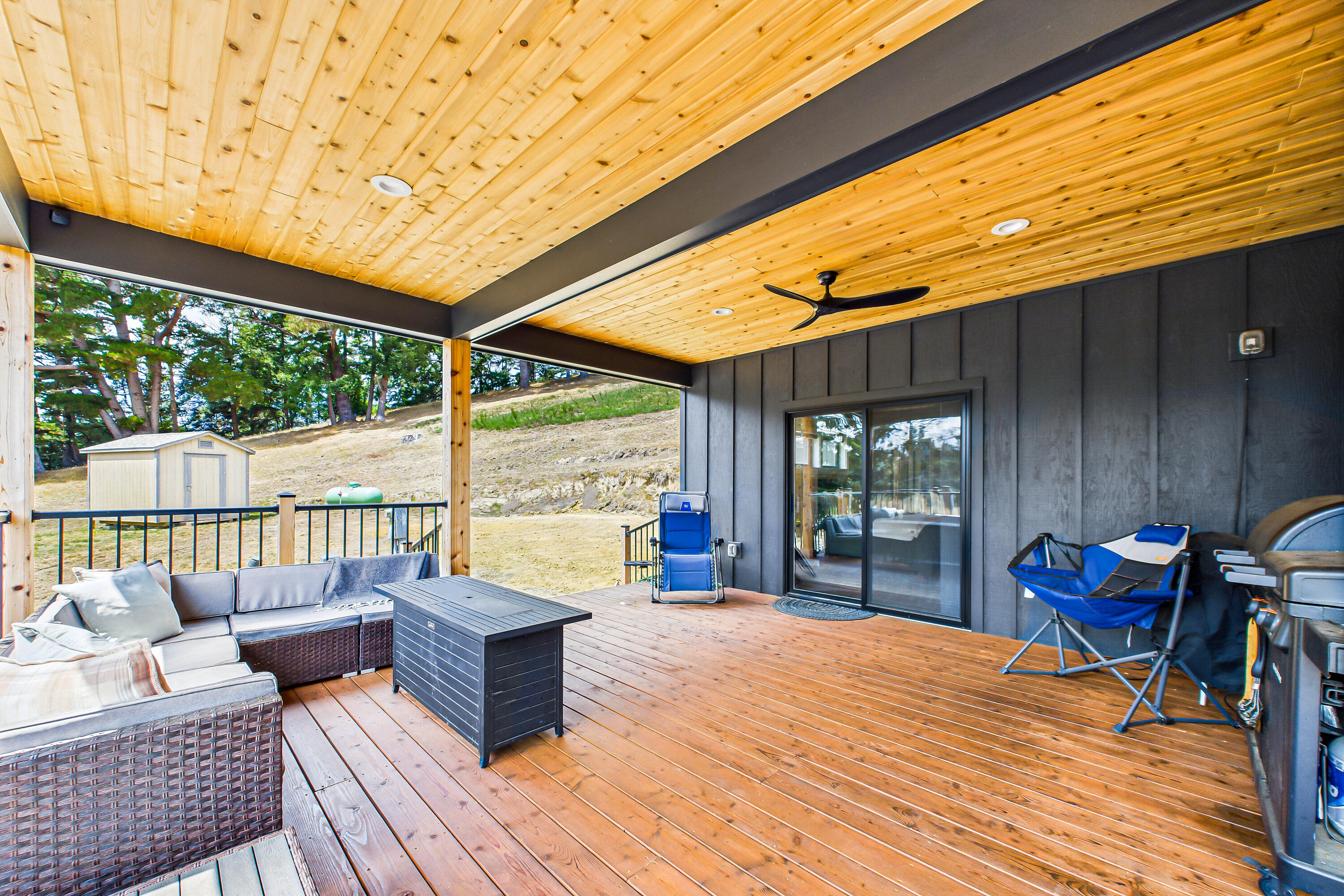 3092 Willis Lane