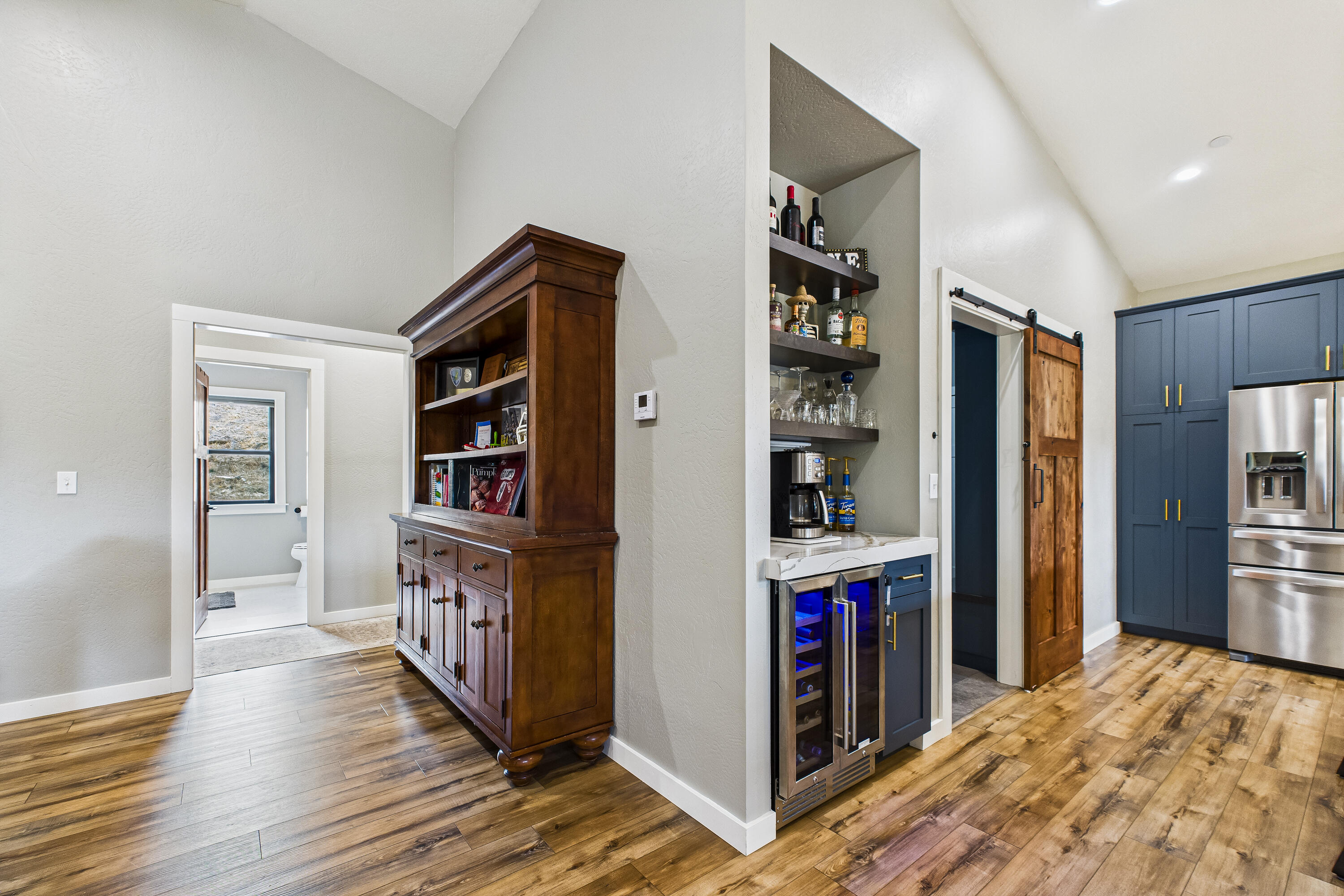3092 Willis Lane