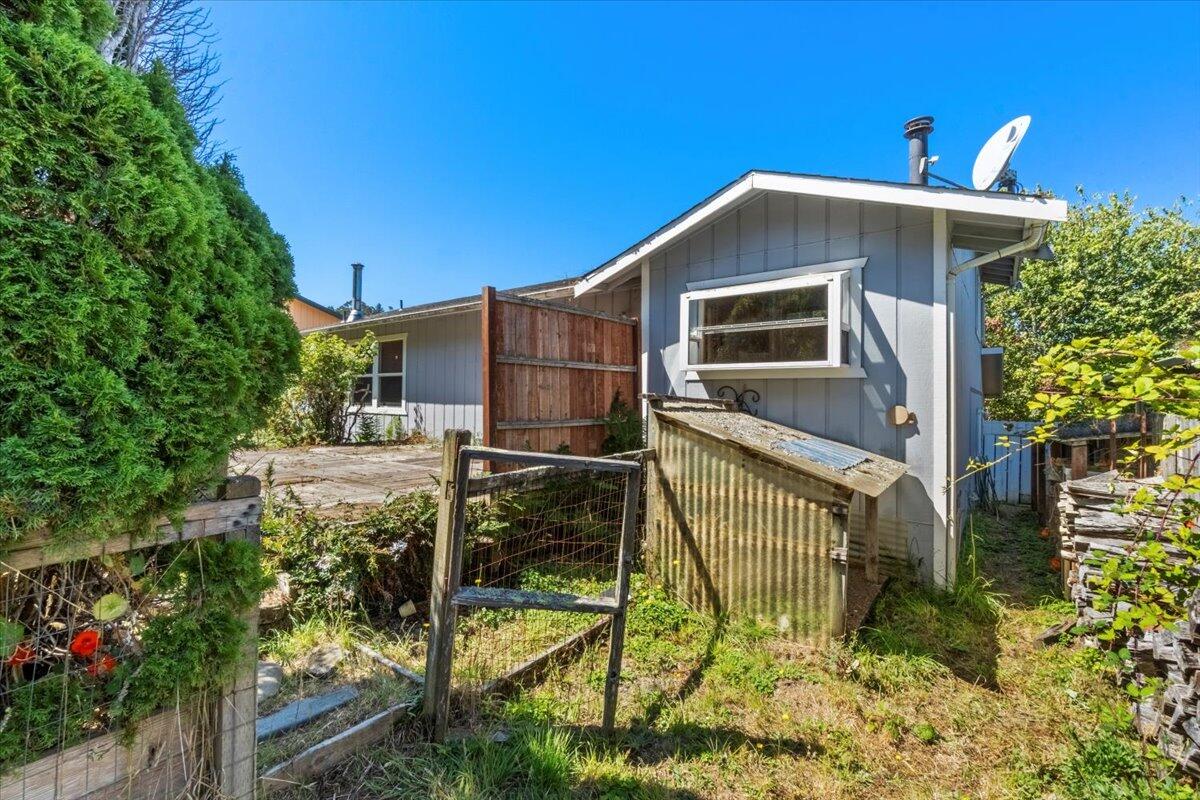 6305 Pryor Street