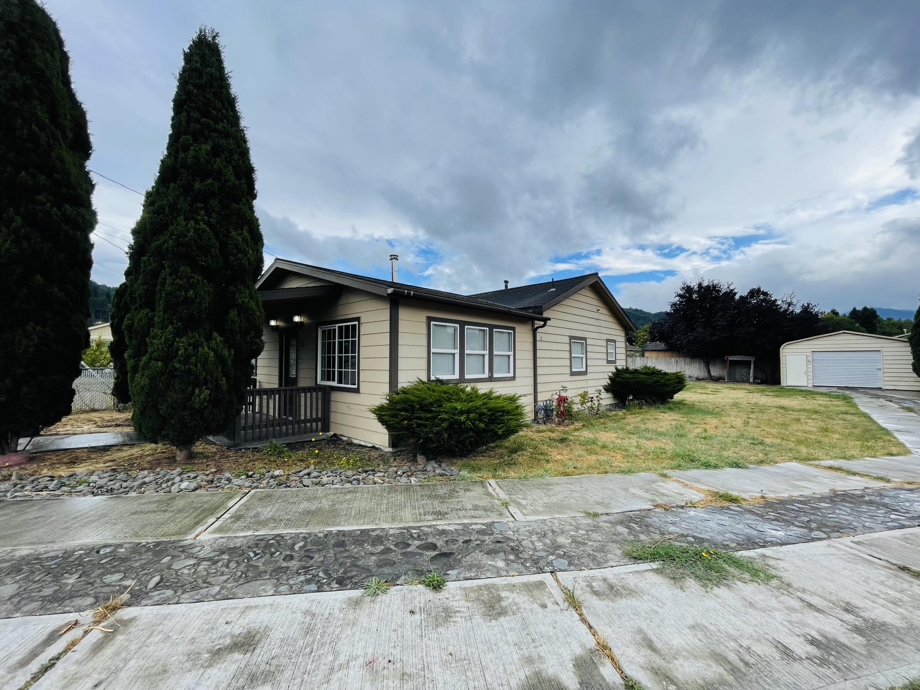 321 Painter Street