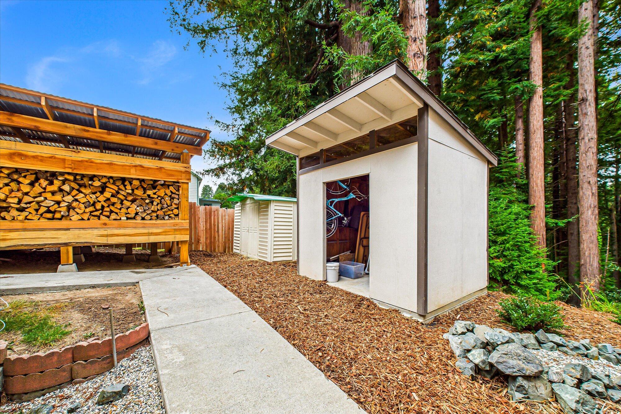 4985 Cummings Road