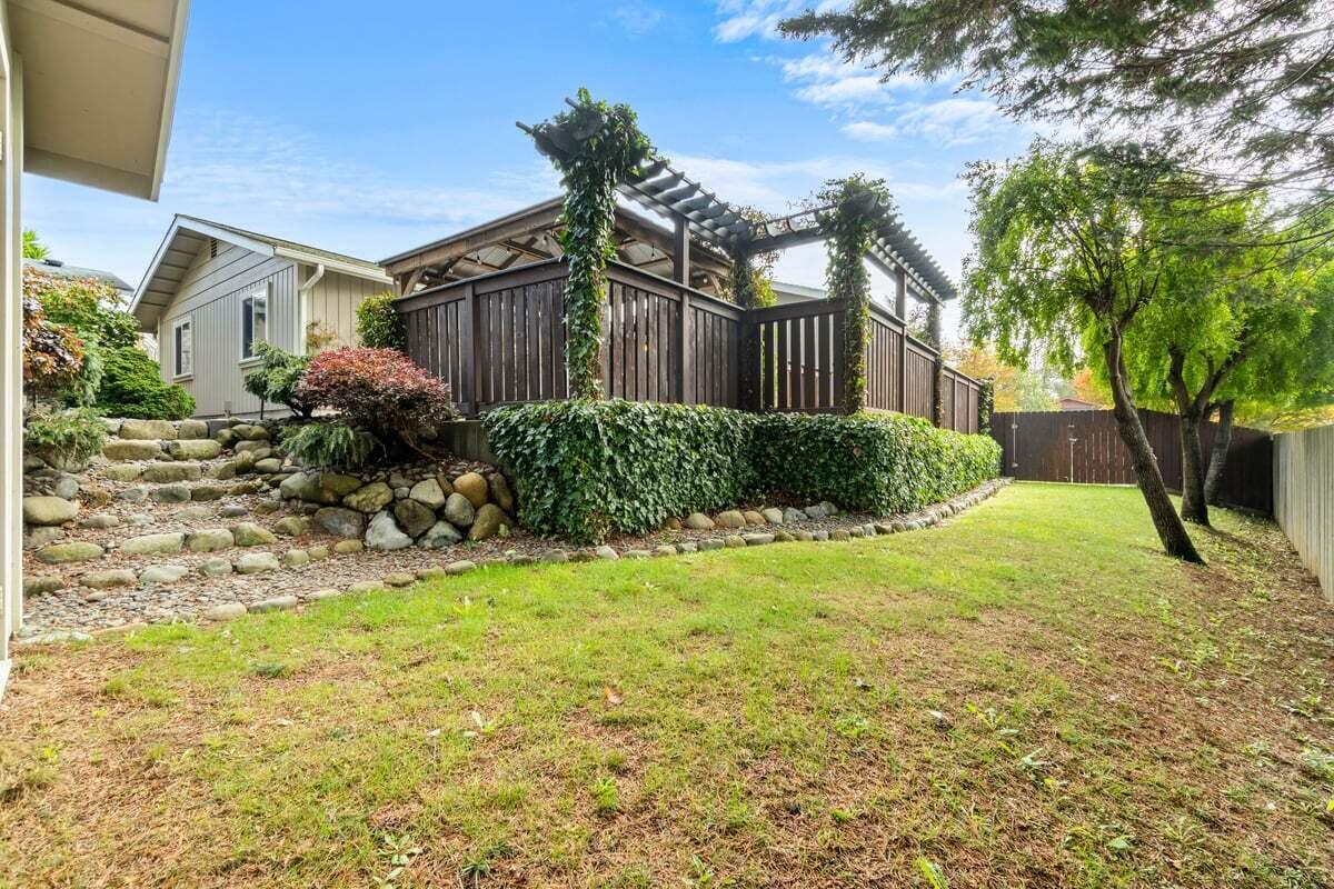 1757 Holly Drive, McKinleyville