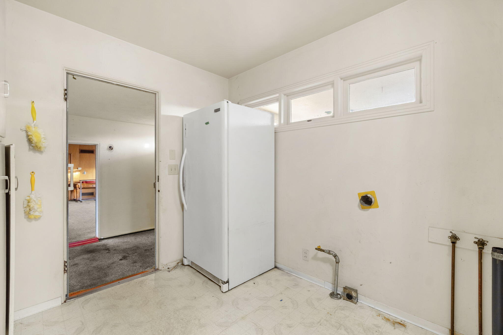 2733 G Street Street