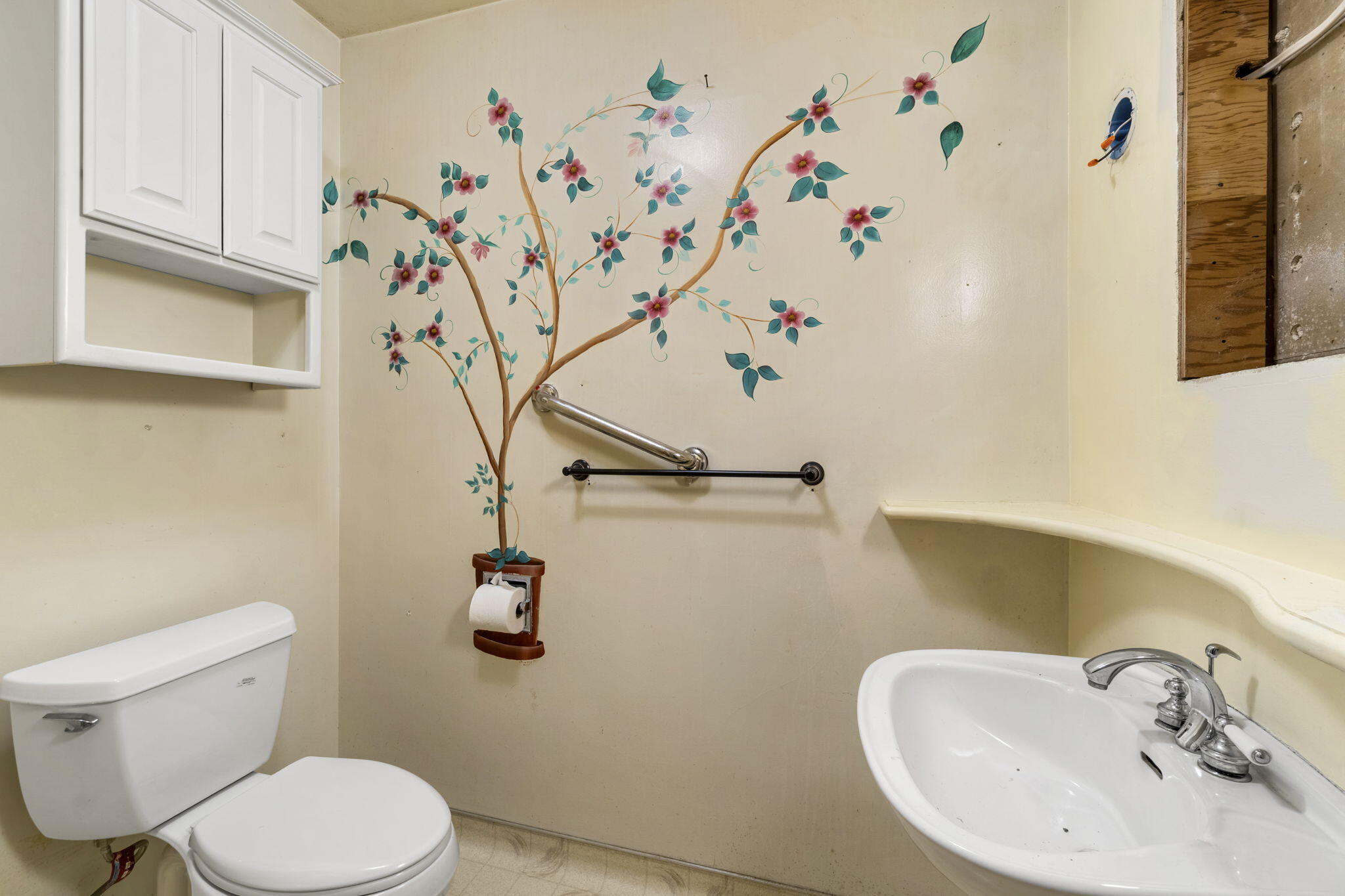 2733 G Street Street