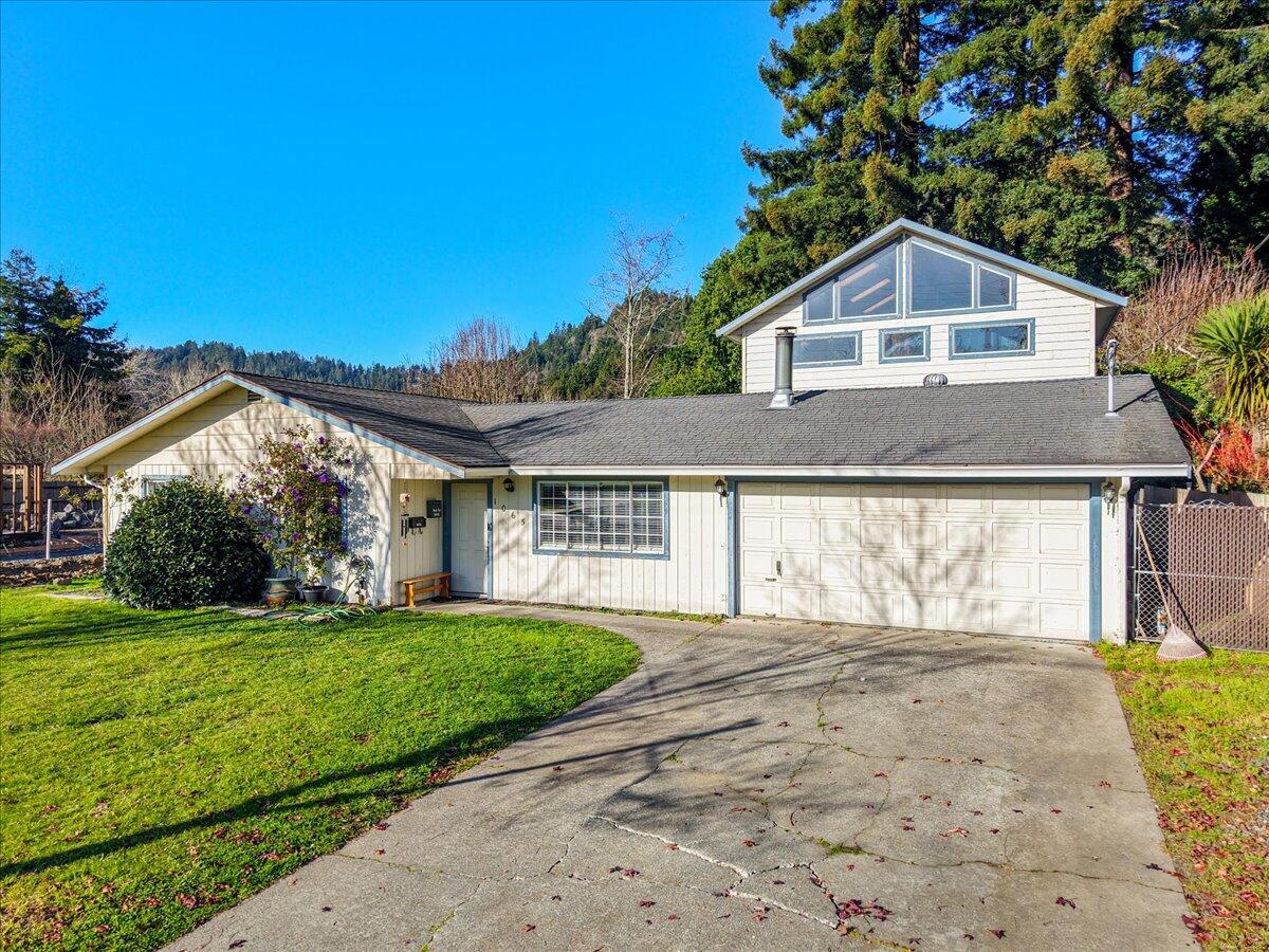 1065 Riverside Drive