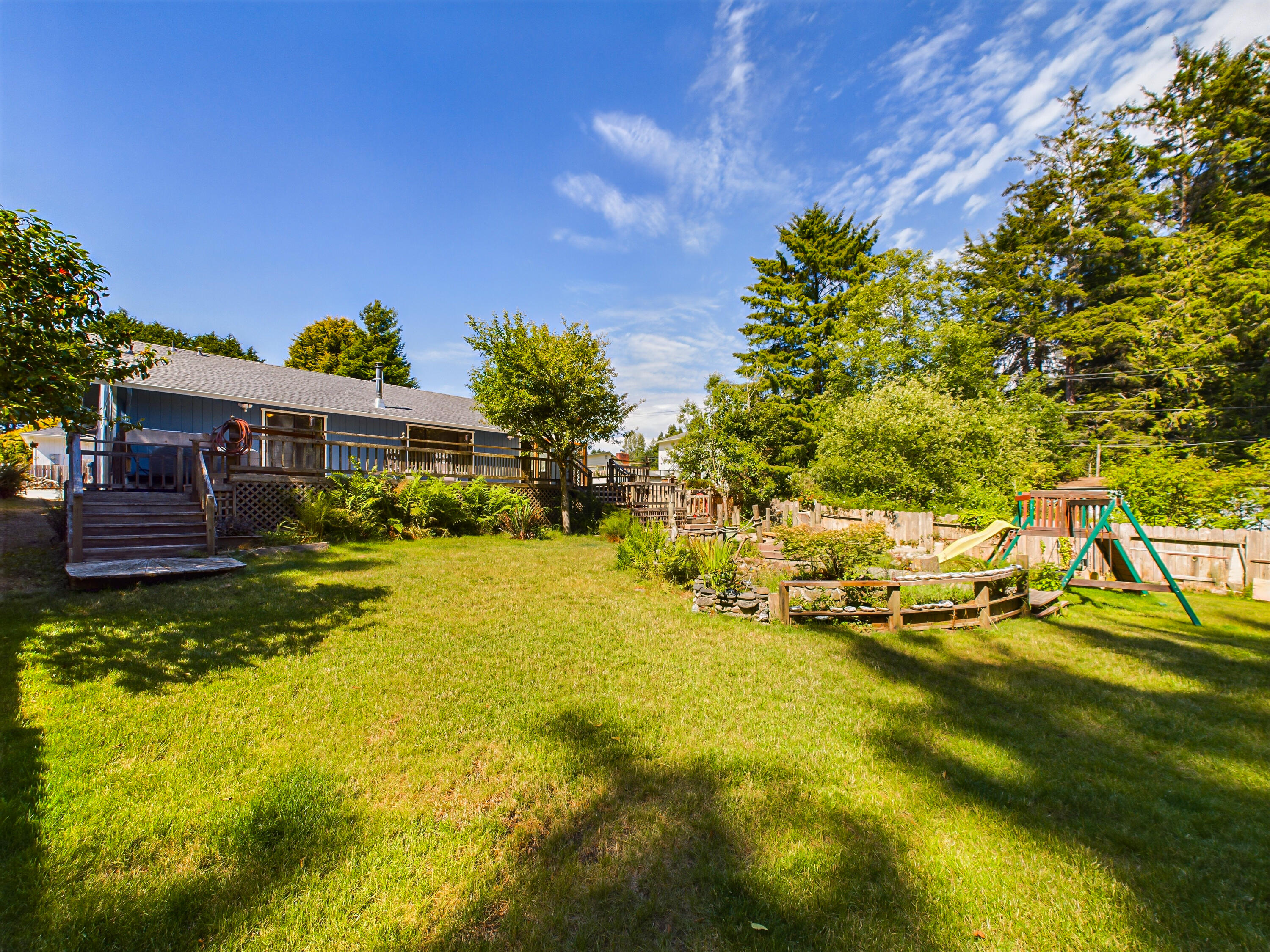 2395 Meadow Court, McKinleyville