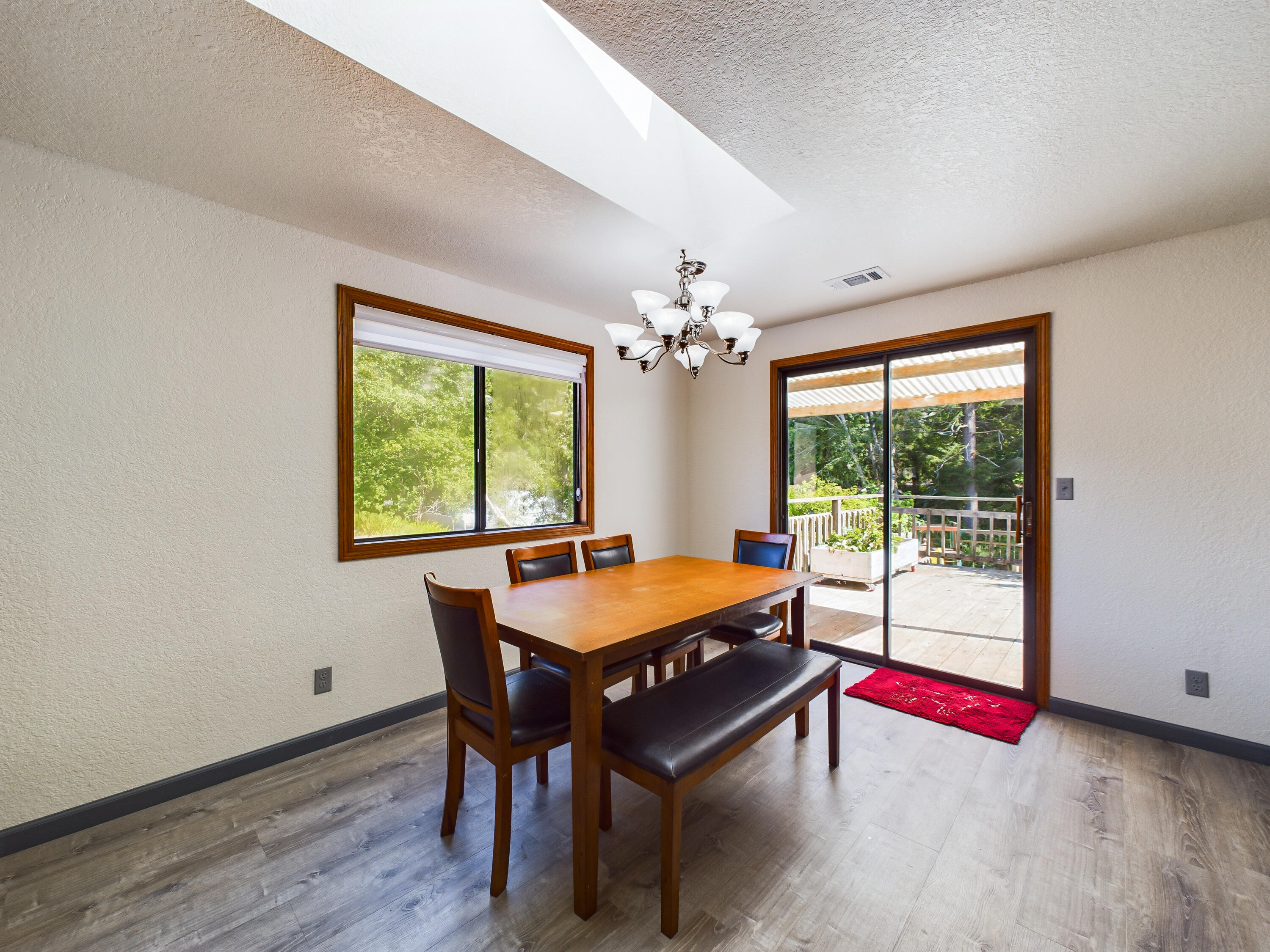 2395 Meadow Court, McKinleyville