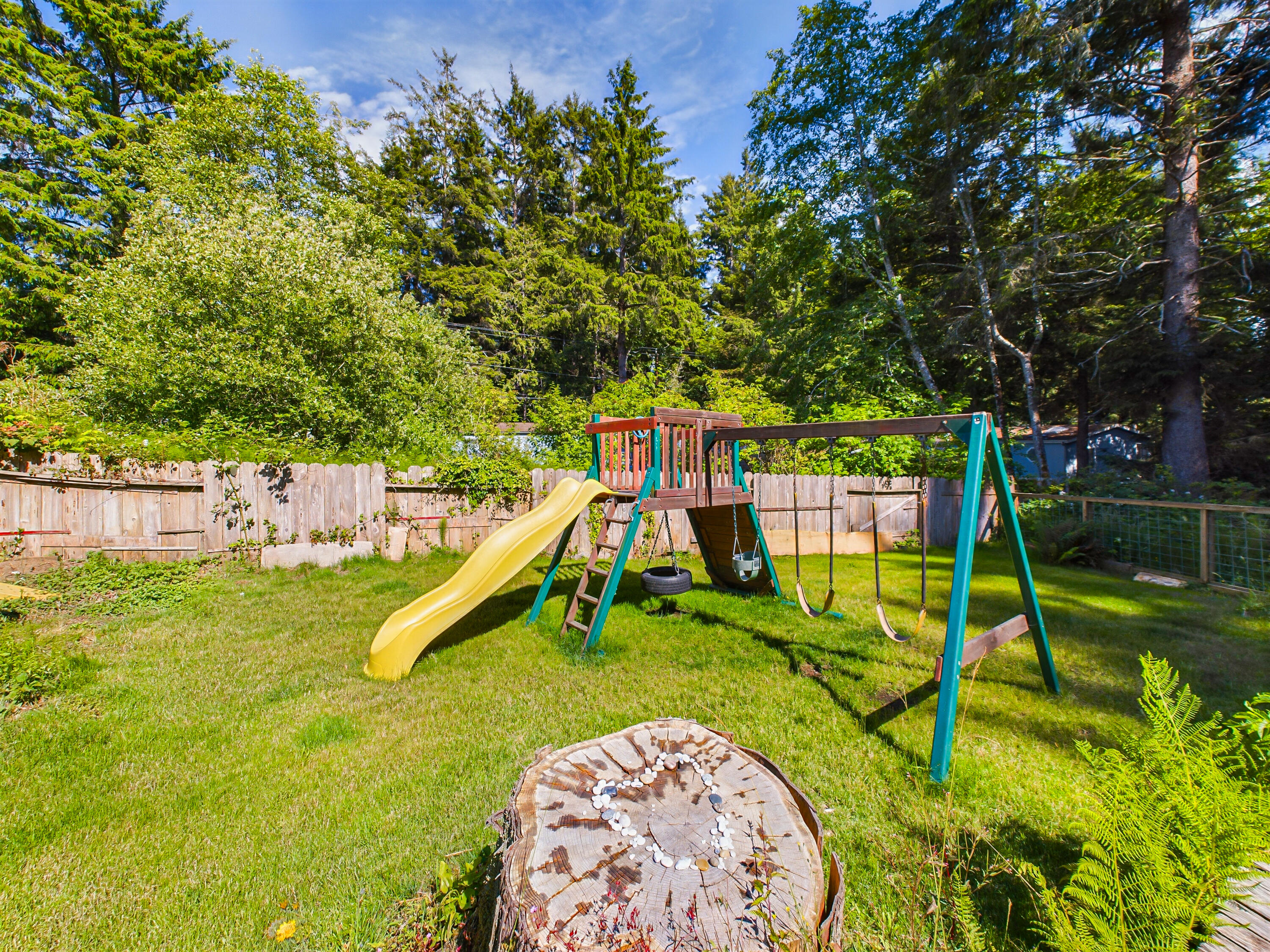 2395 Meadow Court, McKinleyville