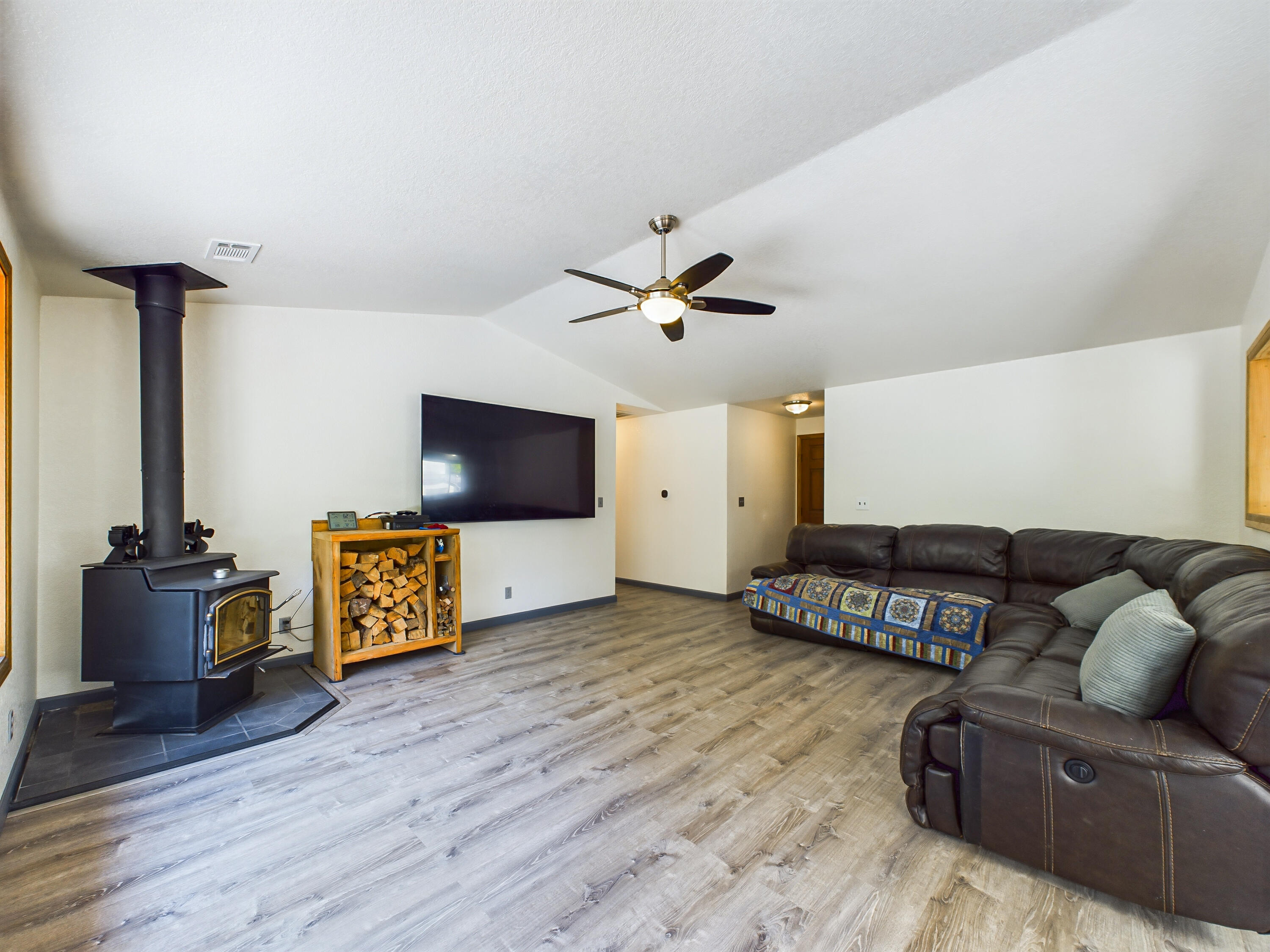2395 Meadow Court, McKinleyville