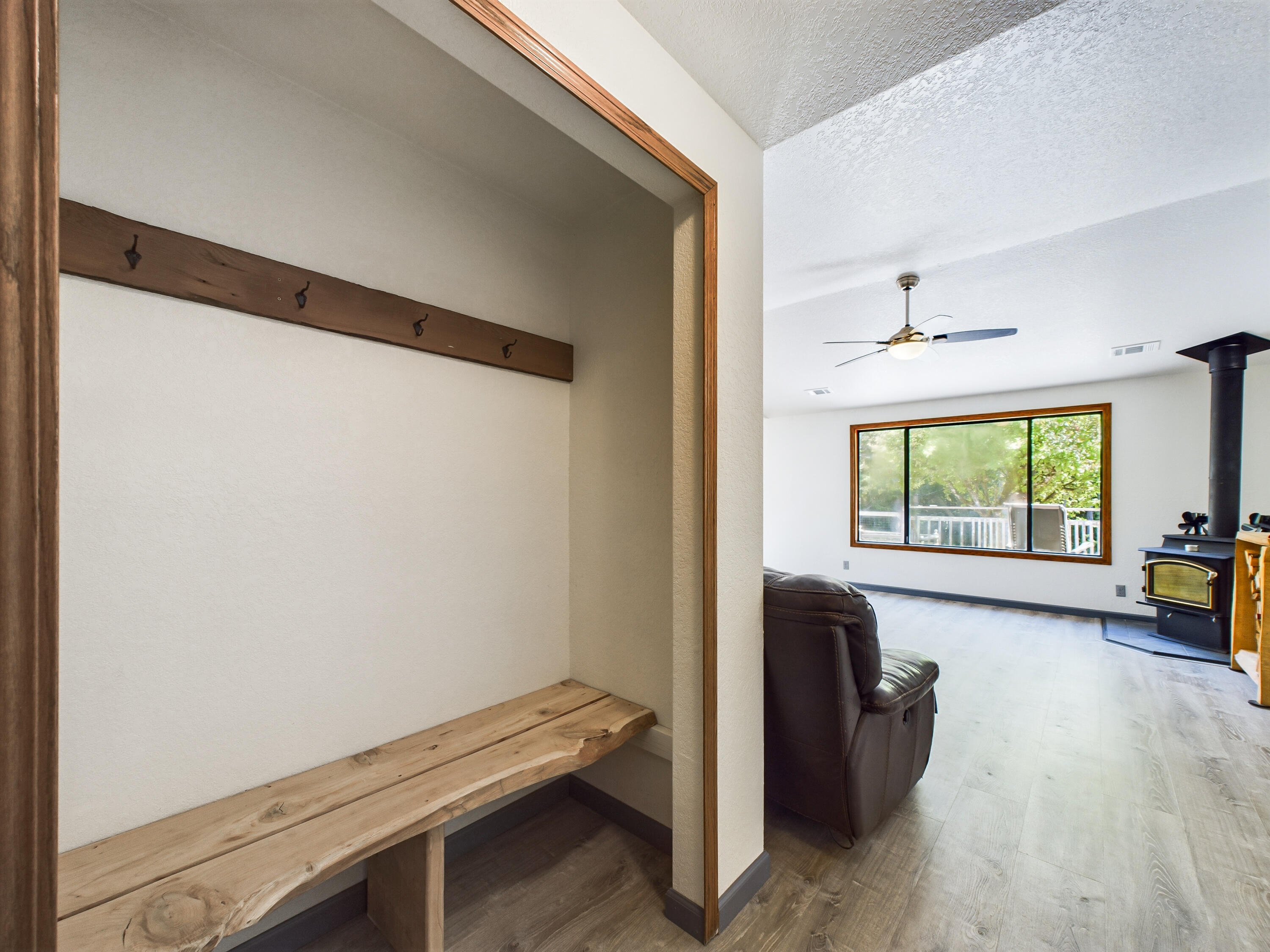 2395 Meadow Court, McKinleyville