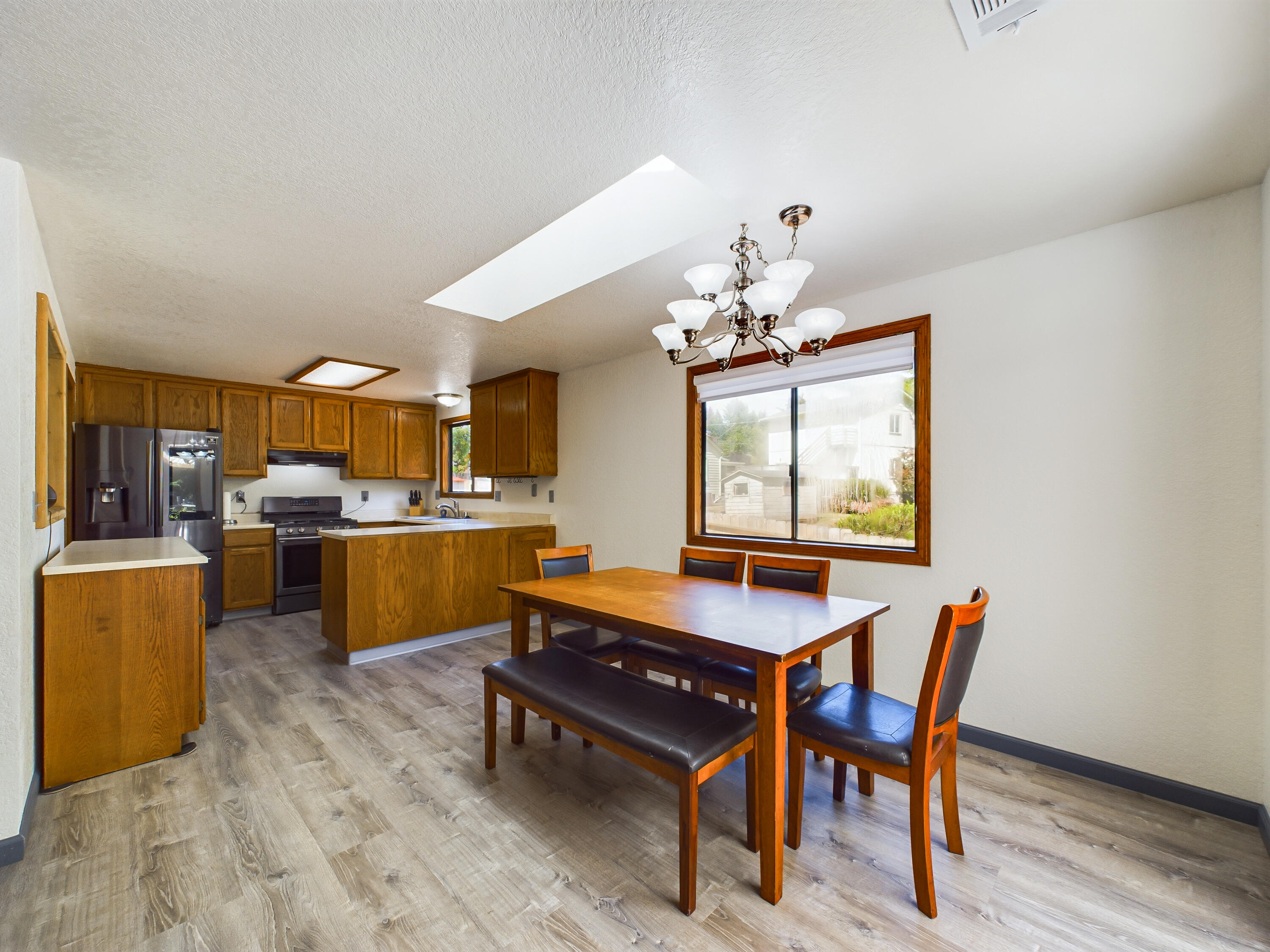 2395 Meadow Court, McKinleyville