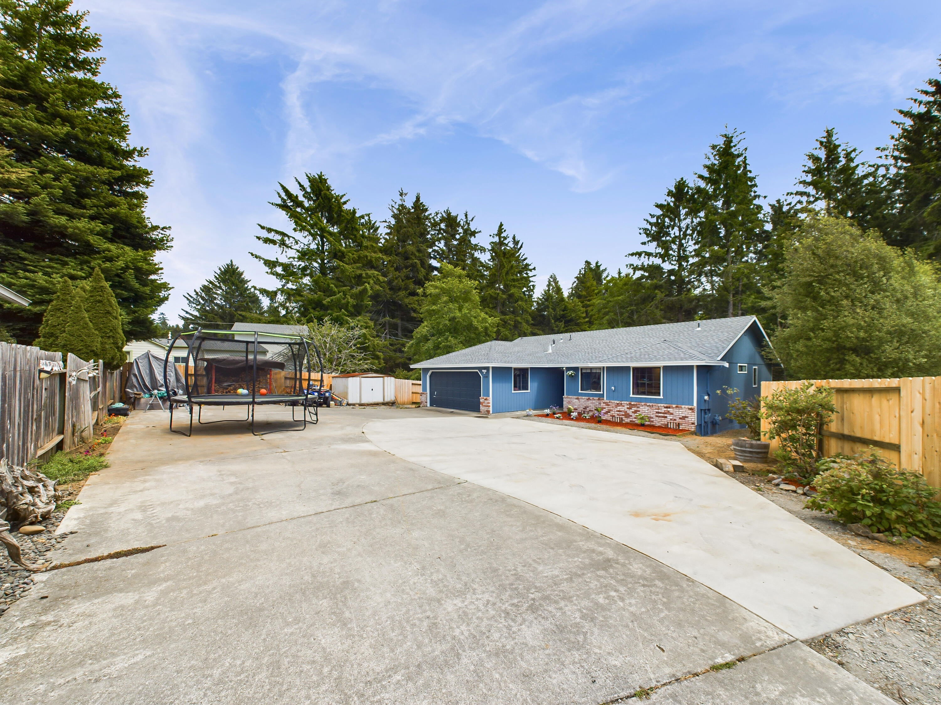 2395 Meadow Court, McKinleyville