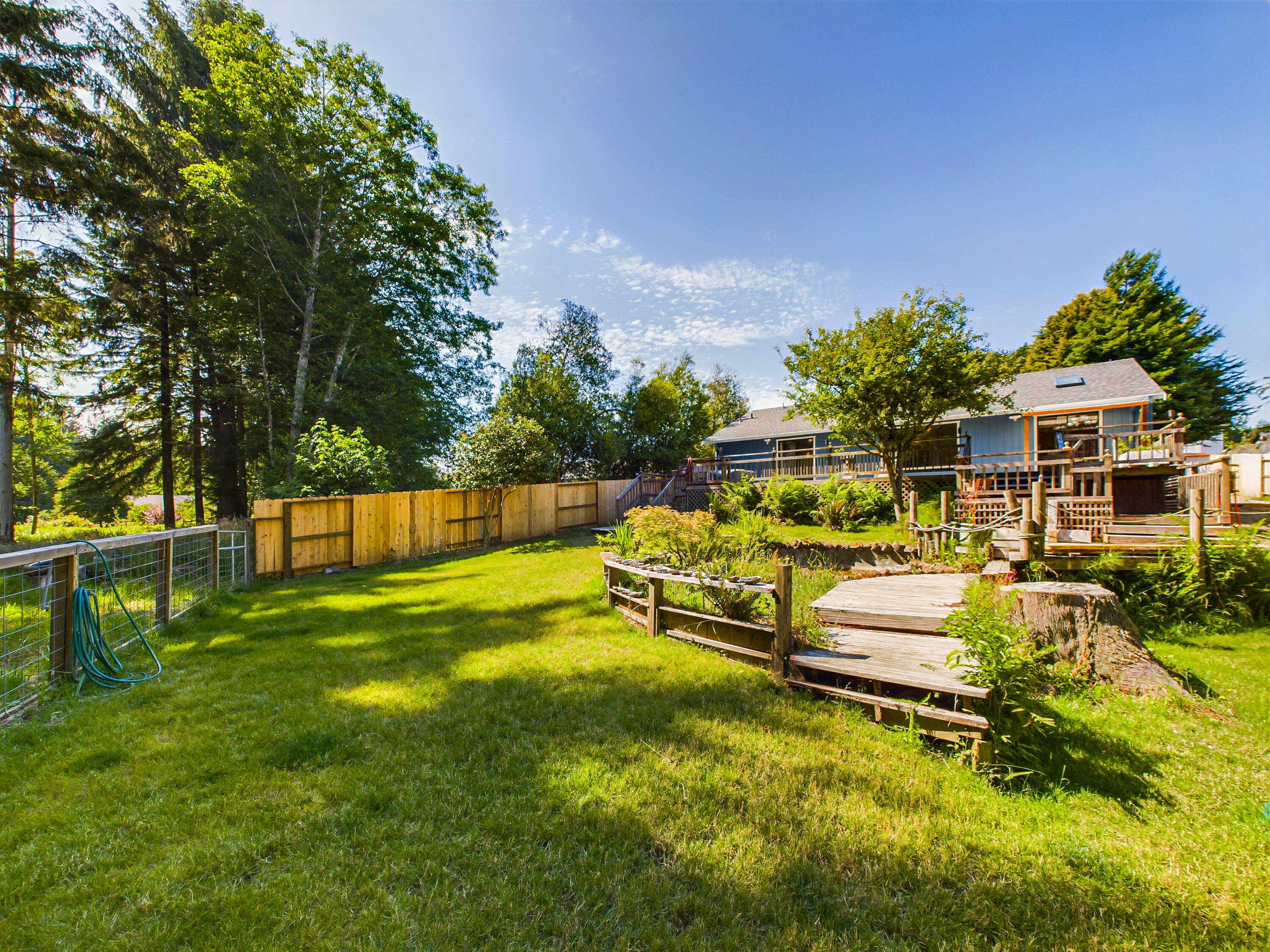 2395 Meadow Court, McKinleyville