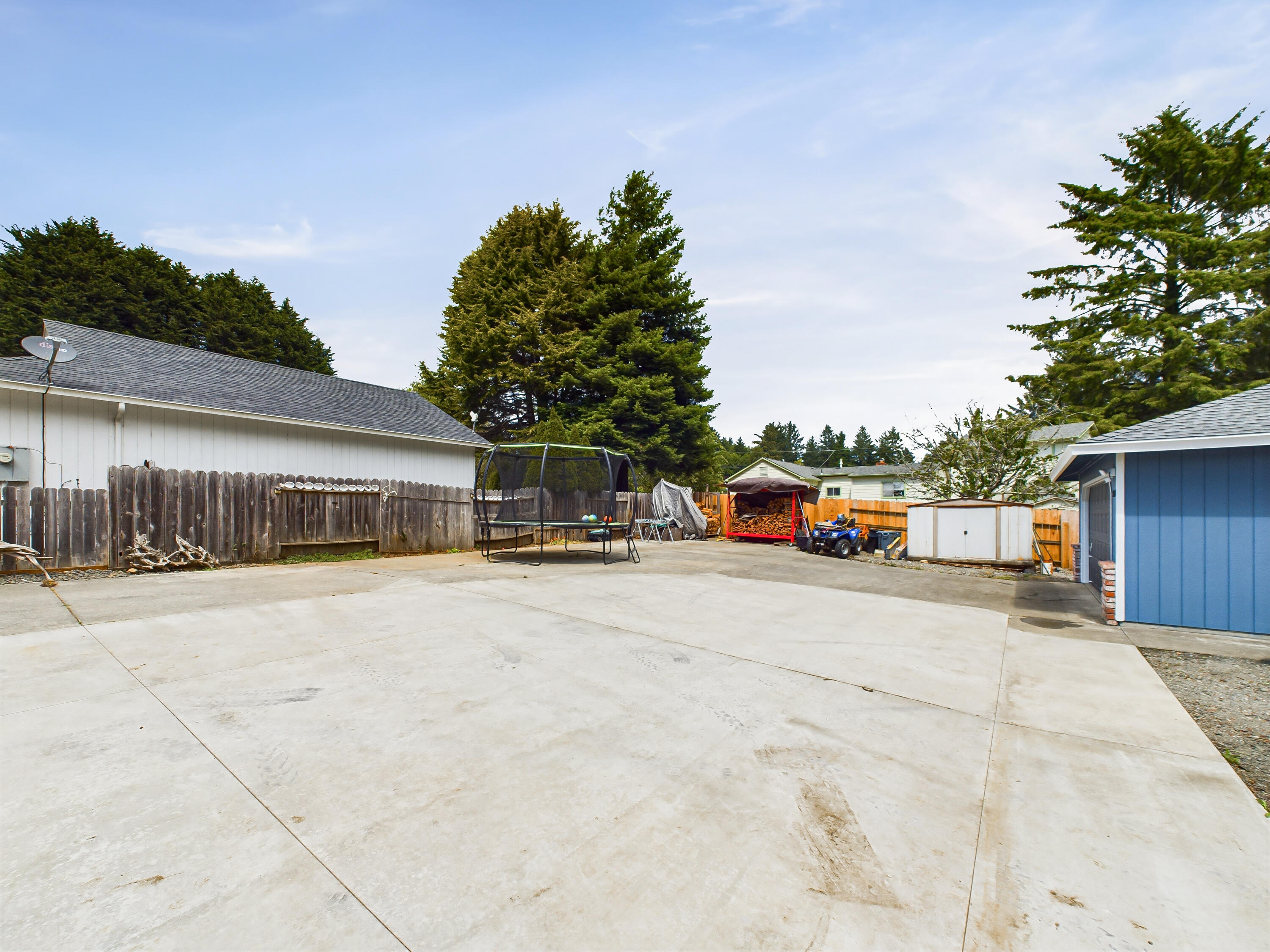 2395 Meadow Court, McKinleyville