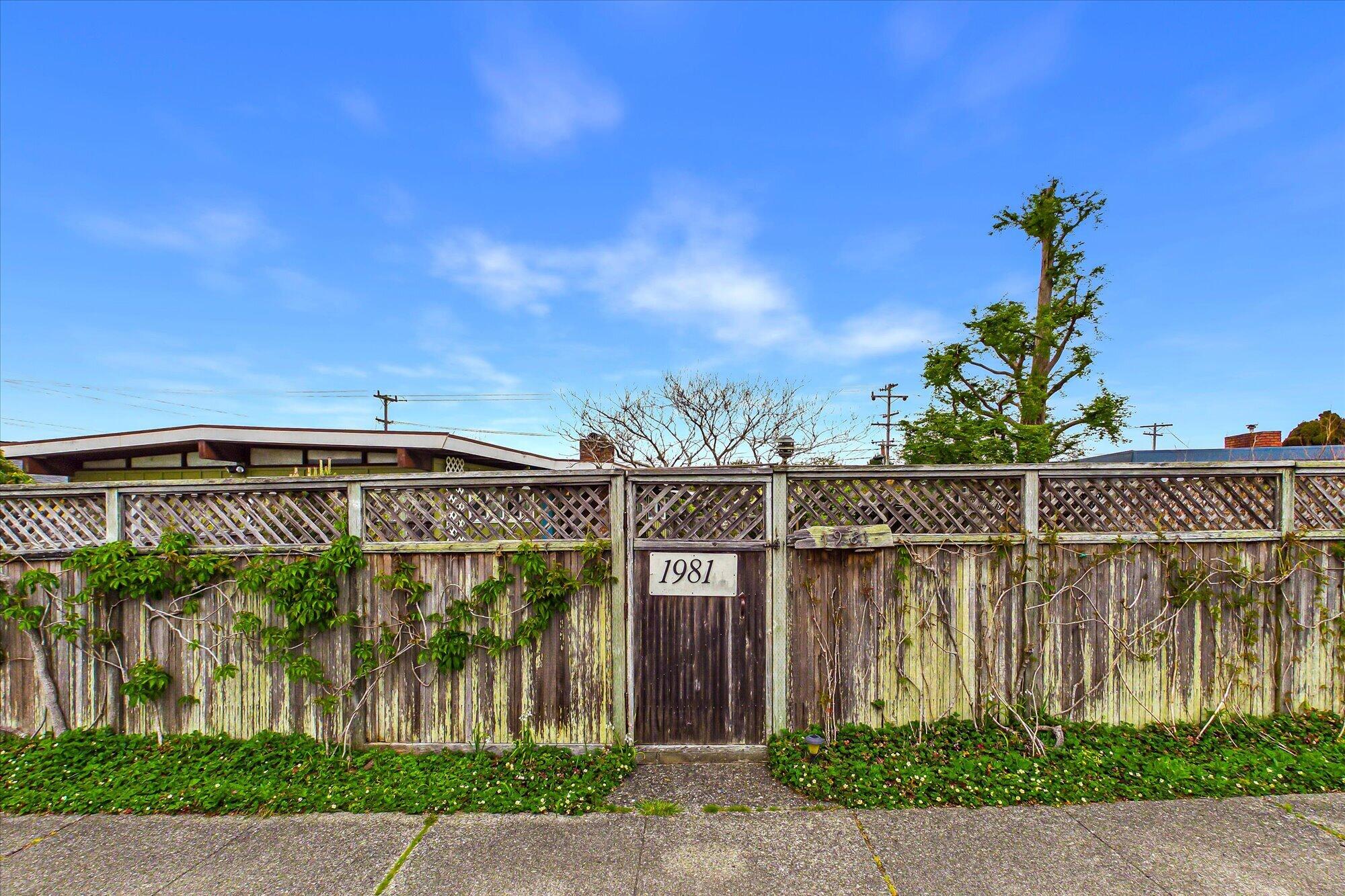 1981 Forest Lake Drive
