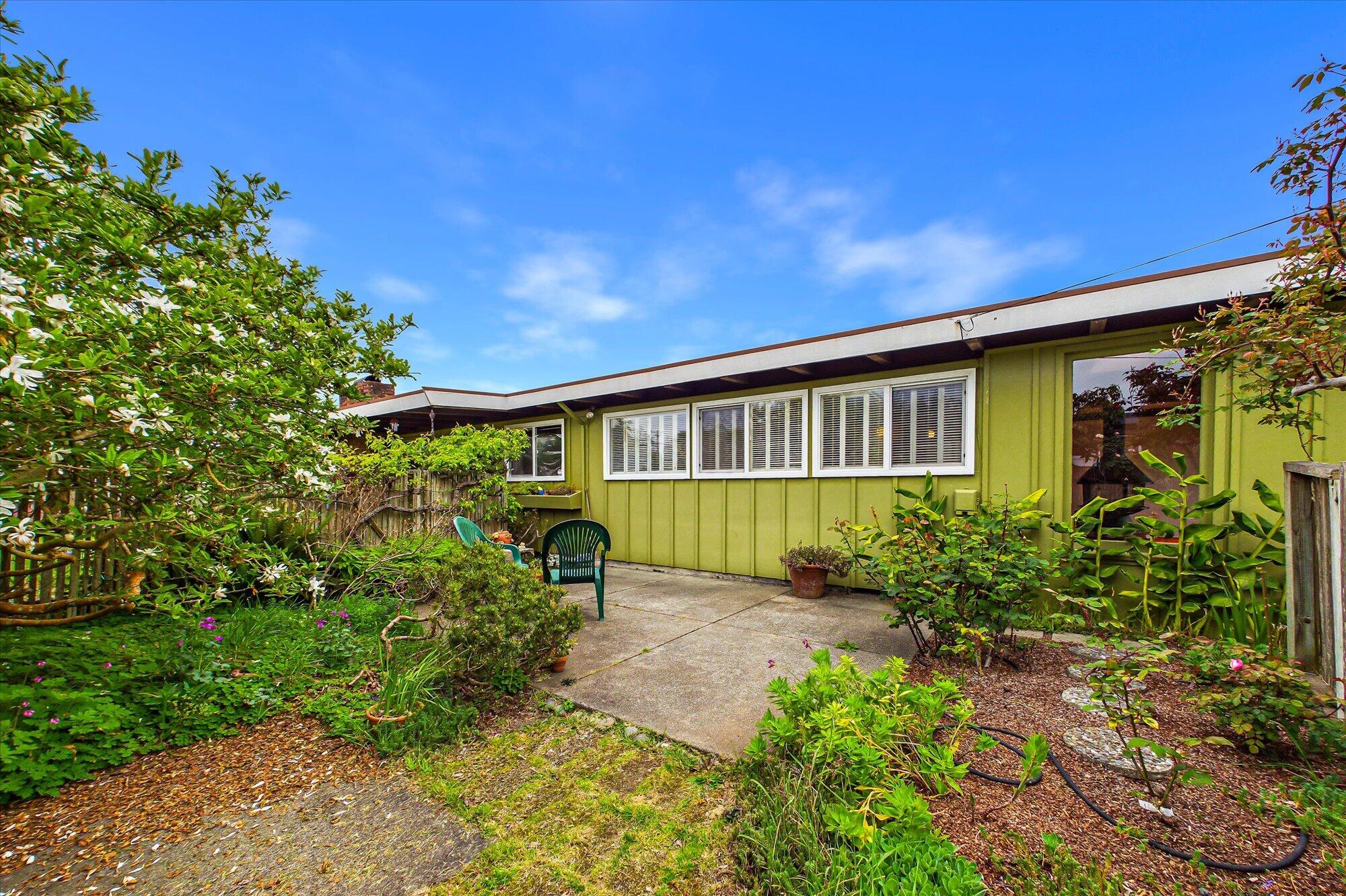 1981 Forest Lake Drive