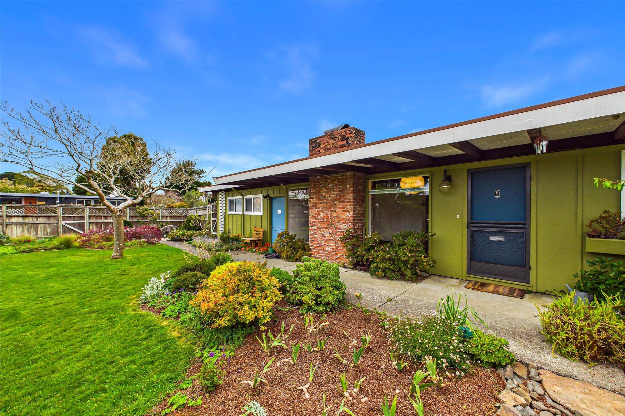 1981 Forest Lake Drive