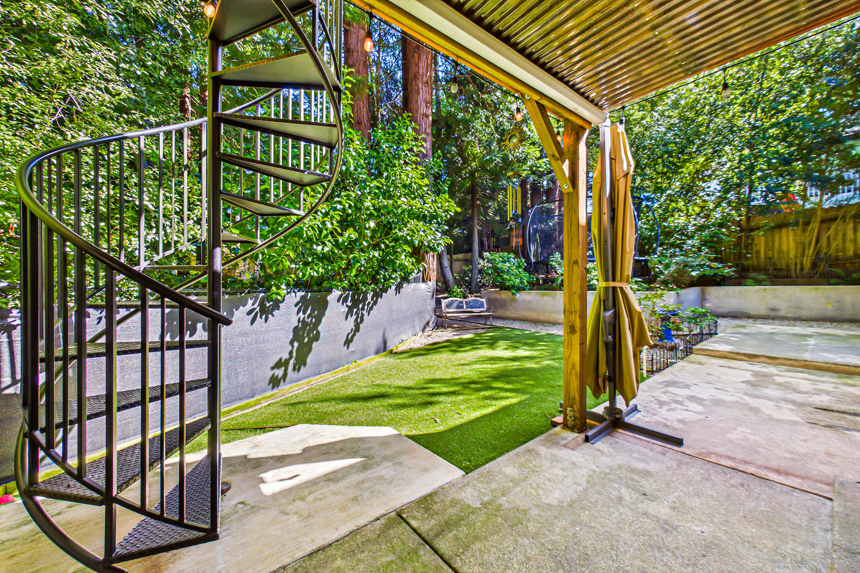 2105 Ardagh Court