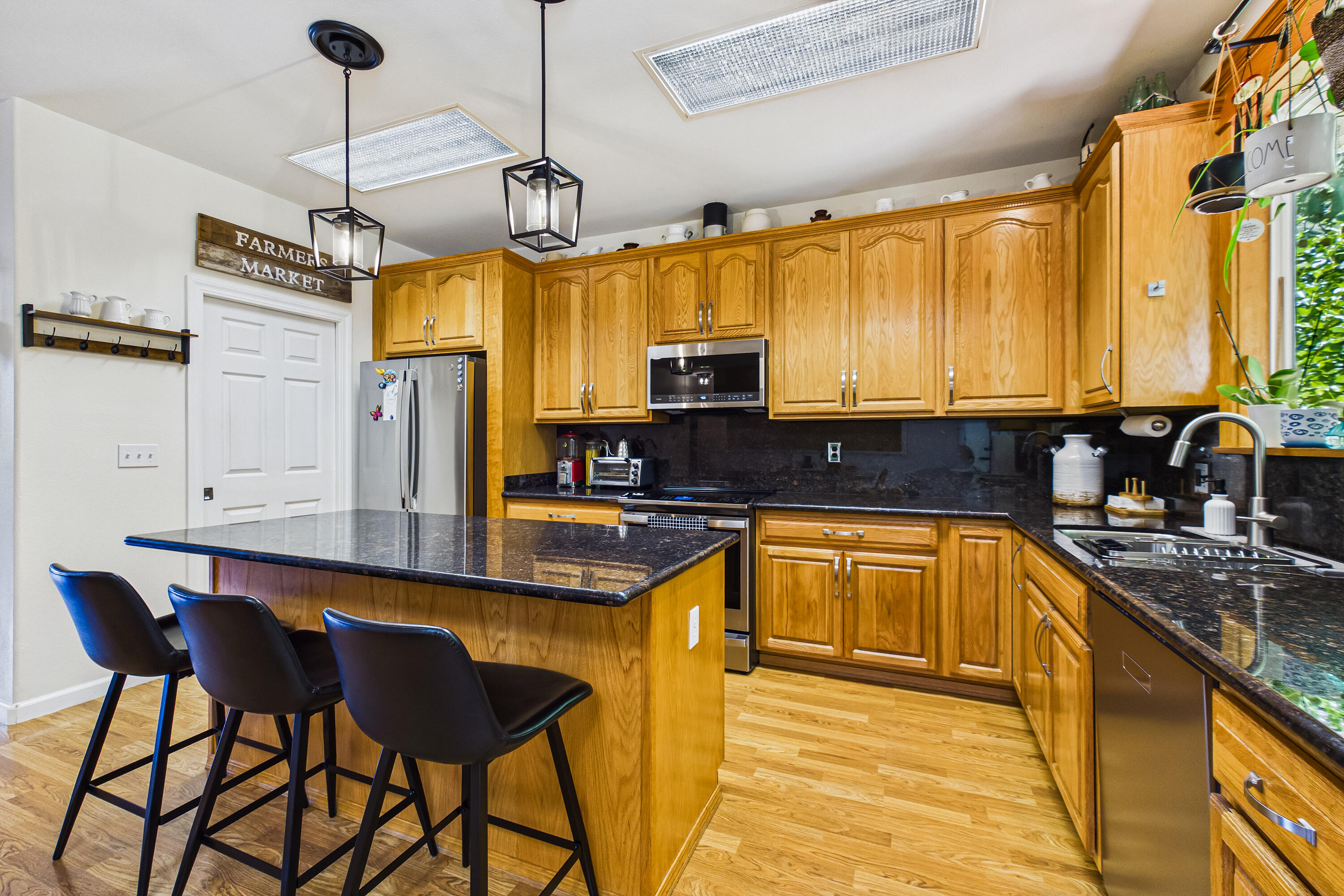 2105 Ardagh Court