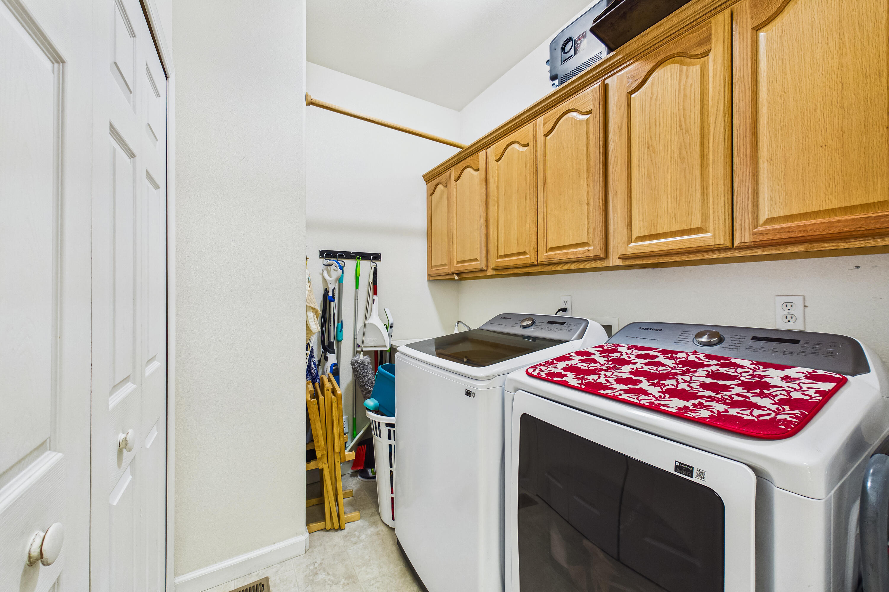 2105 Ardagh Court