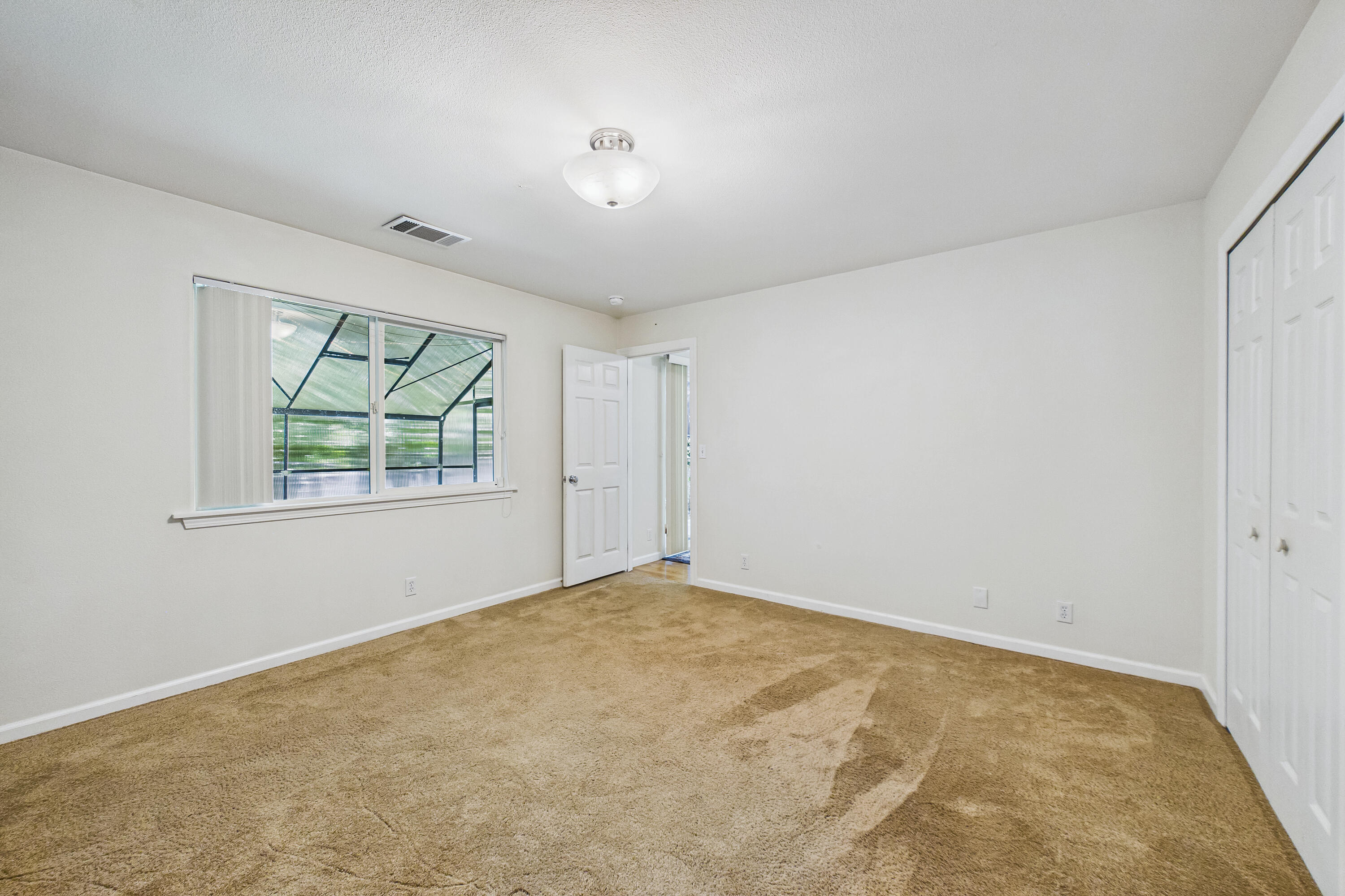 2105 Ardagh Court